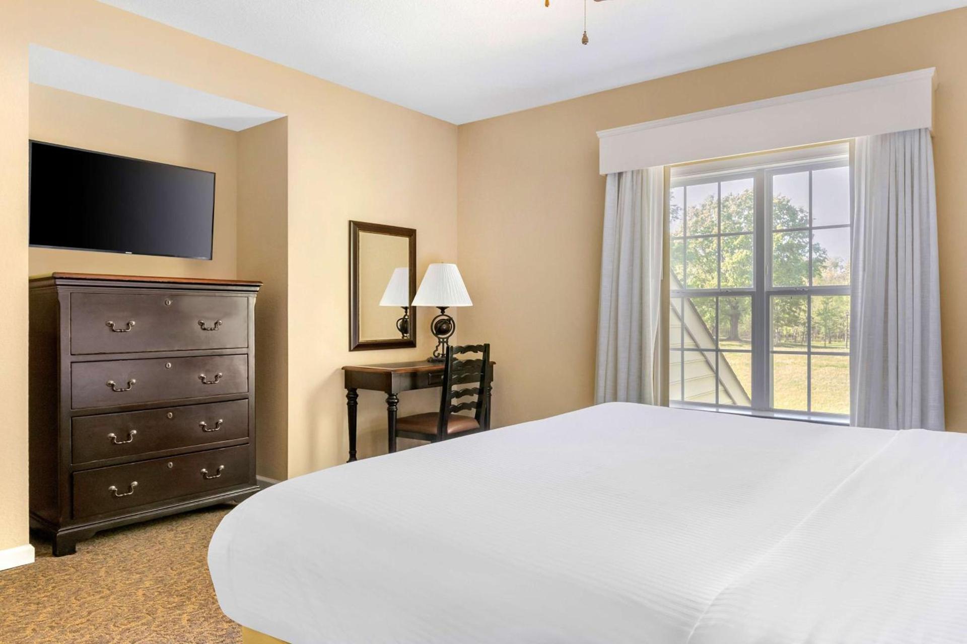 Hilton Vacation Club The Historic Powhatan Williamsburg photo 48