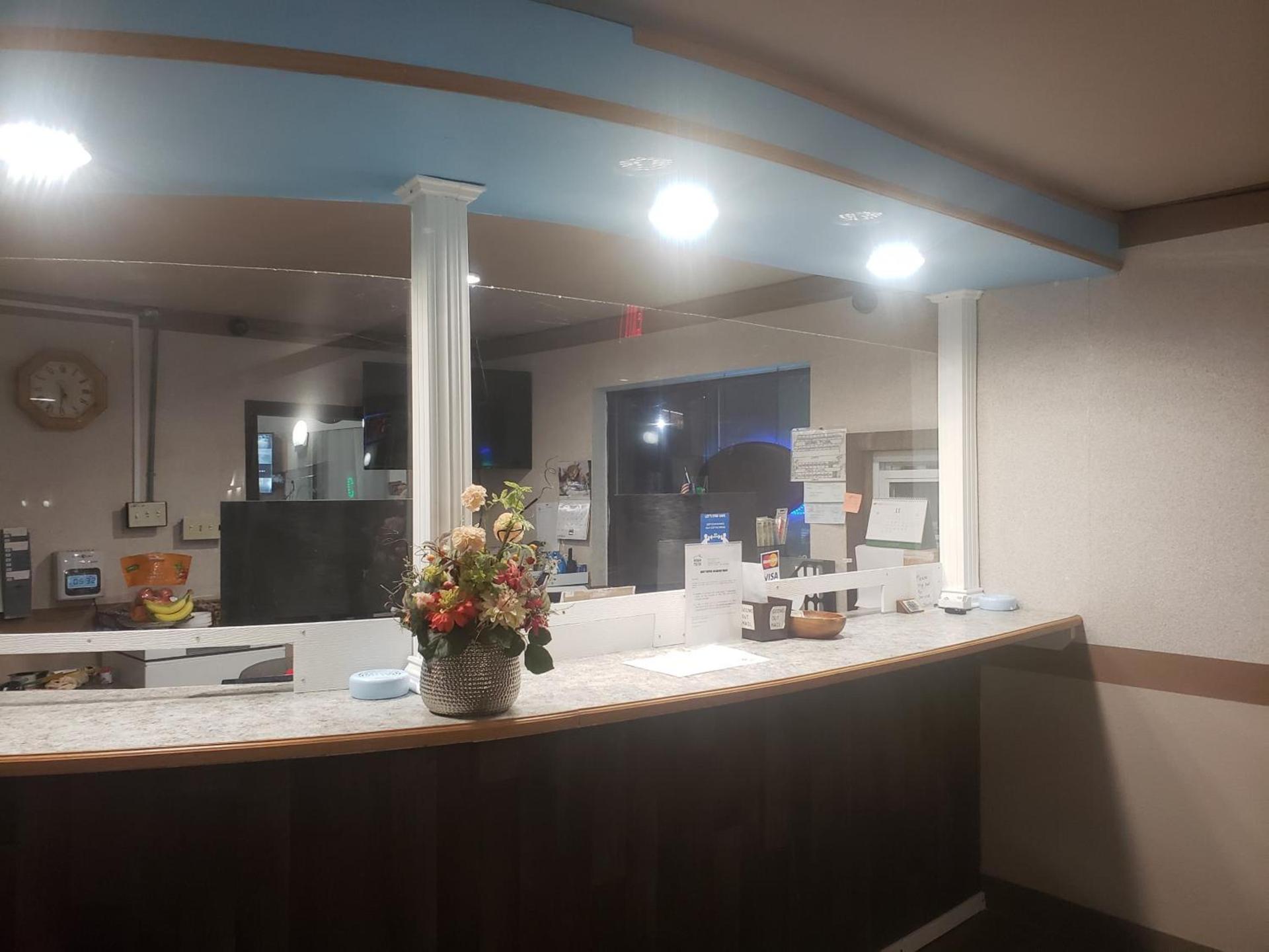 STAY INN Burlington photo 31