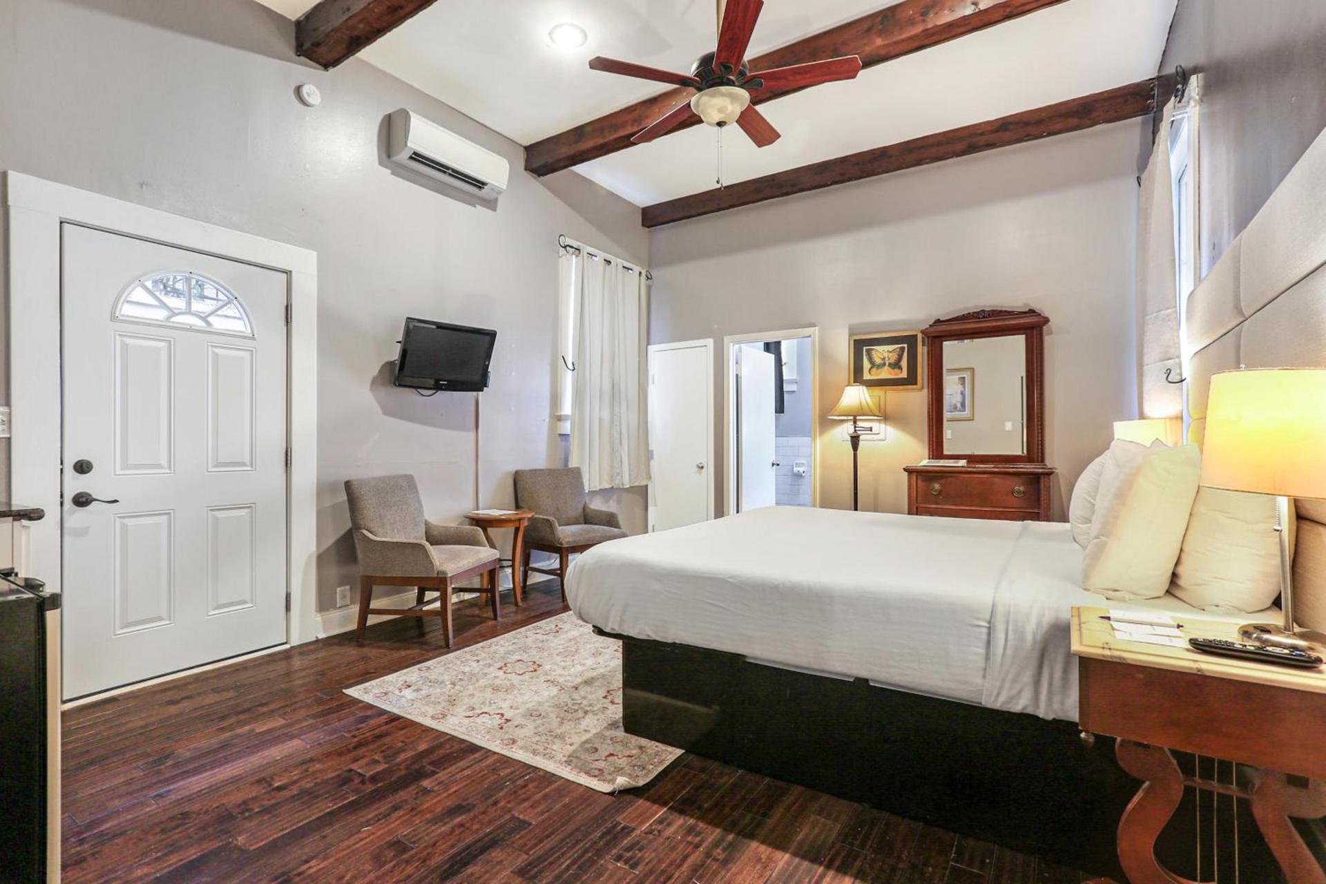 Rathbone Mansions New Orleans photo 82