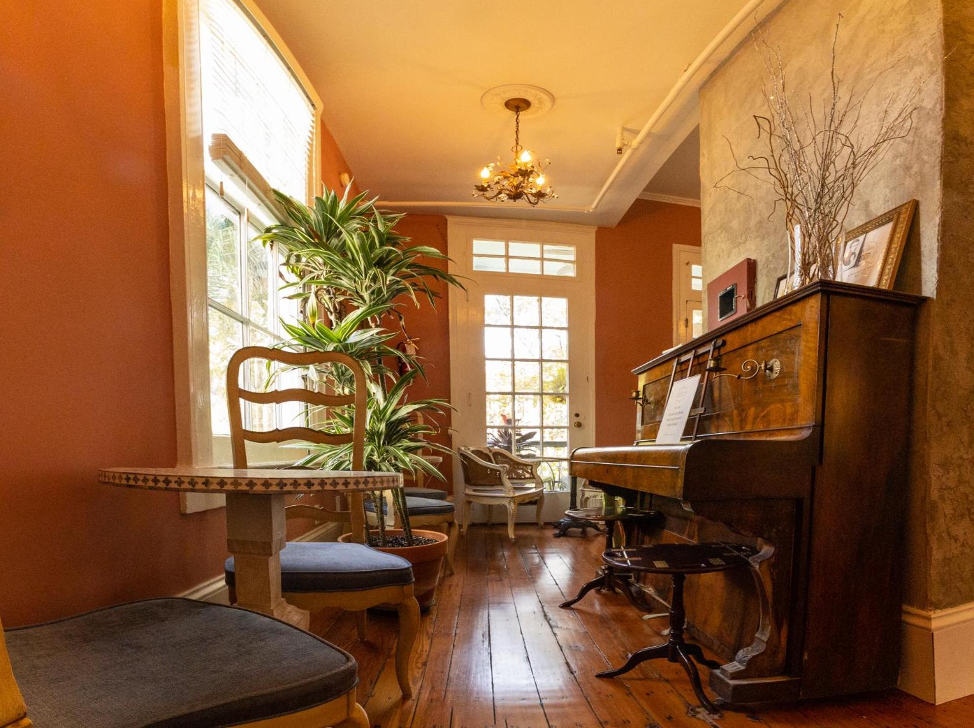 Rathbone Mansions New Orleans photo 6