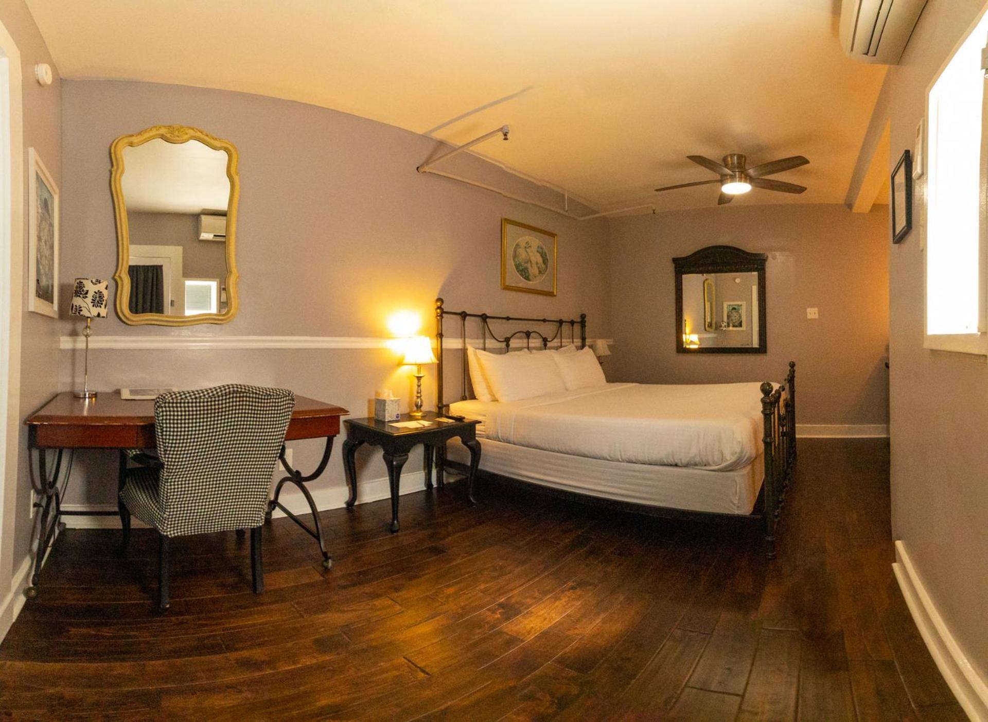 Rathbone Mansions New Orleans photo 86