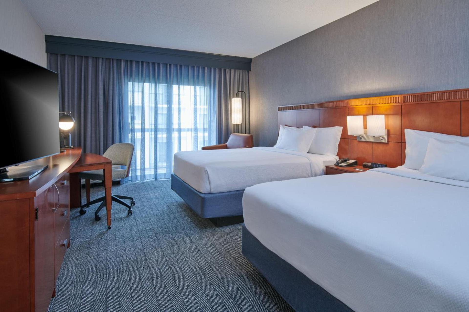 Courtyard by Marriott Detroit Livonia photo 8