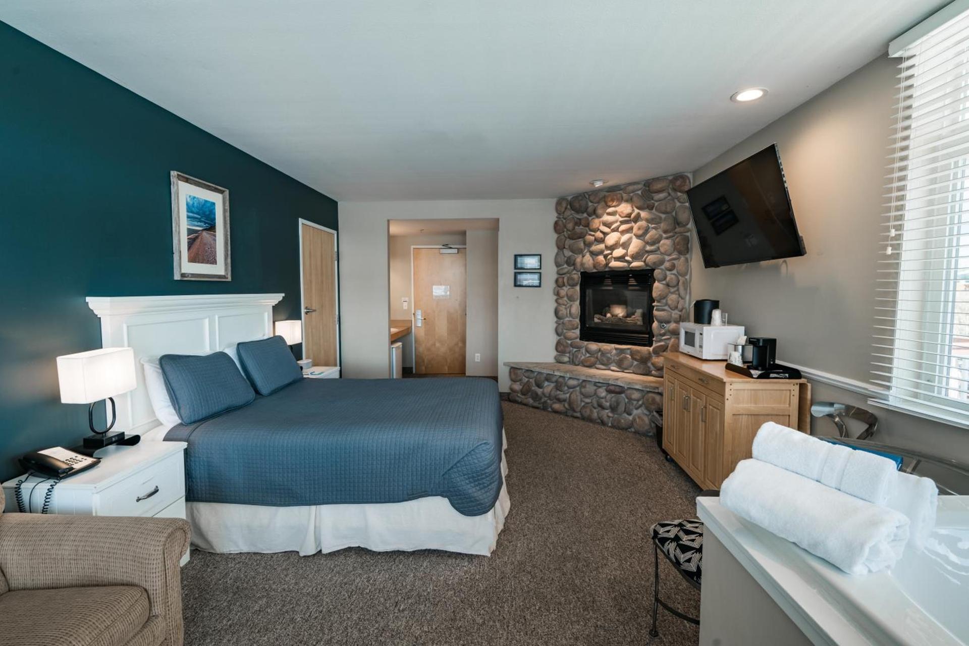 Weathervane Inn photo 4
