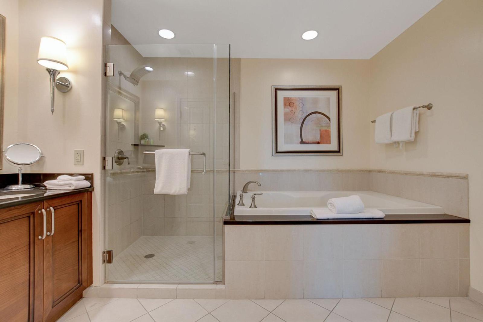 Sin City Suite @ MGM Signature photo 49