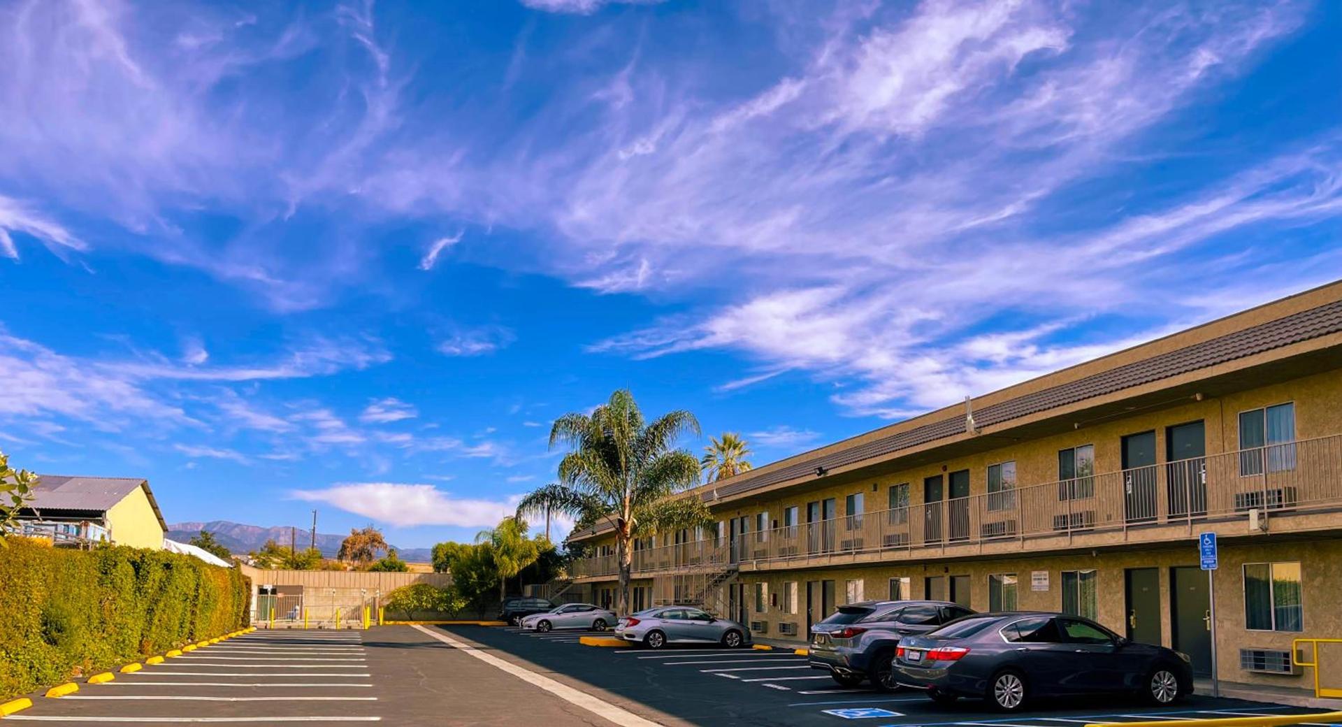 New Star Inn El Monte, CA - Los Angeles photo 12