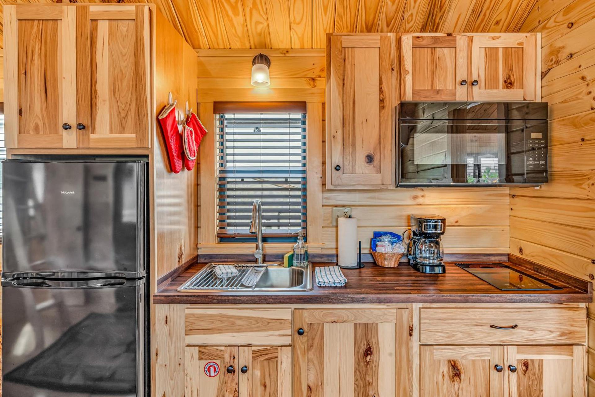 Cabins at Bonefish Bay photo 5