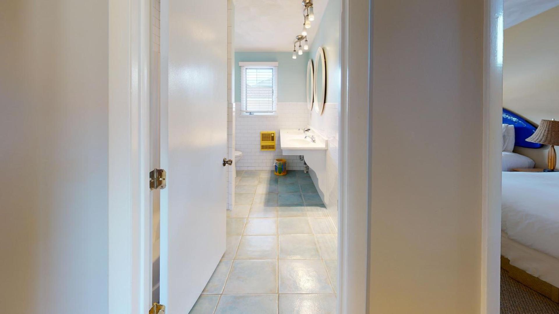 Breezeway Boutique Hotel photo 93