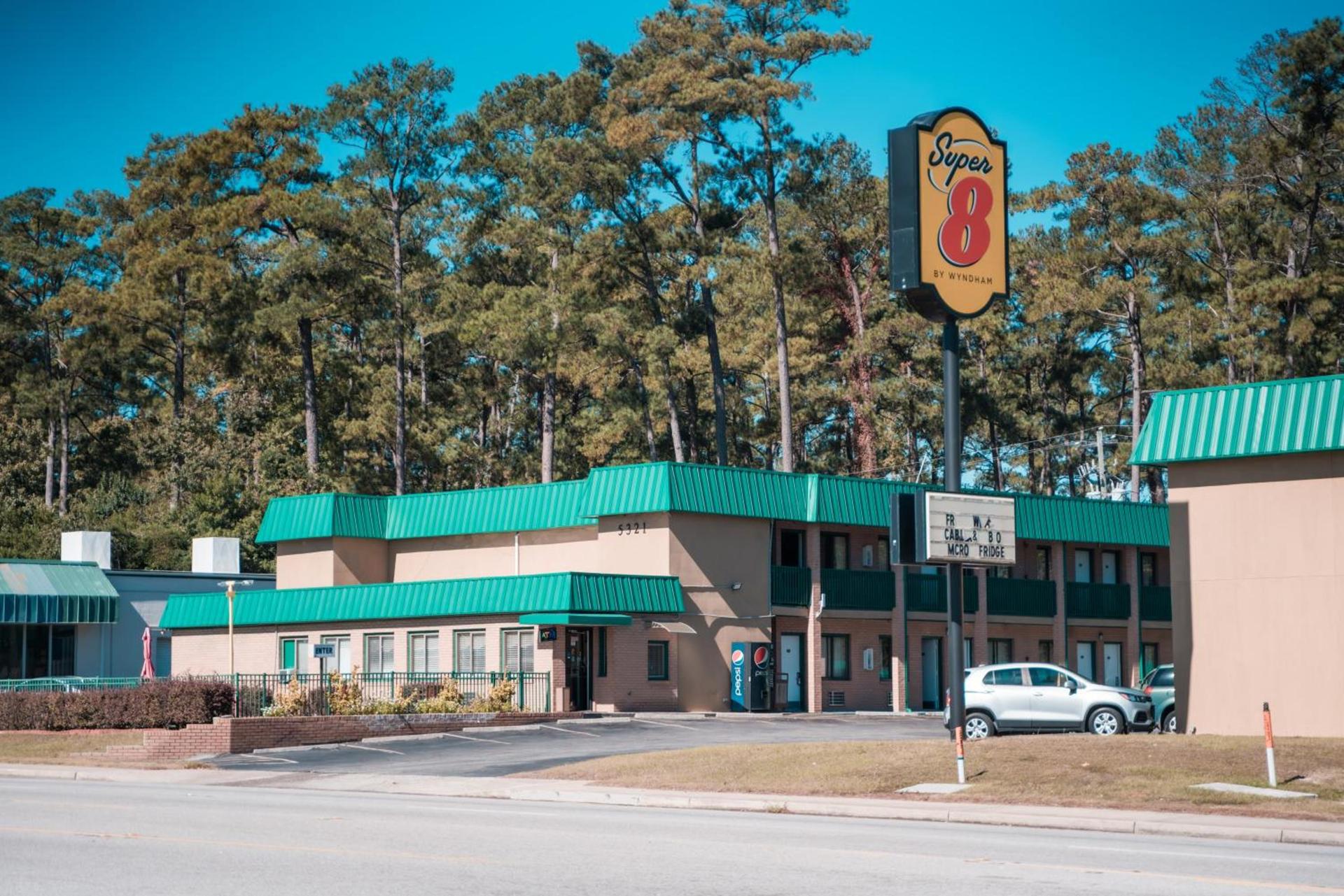 Super 8 by Wyndham Columbia/Ft. Jackson SC photo 29