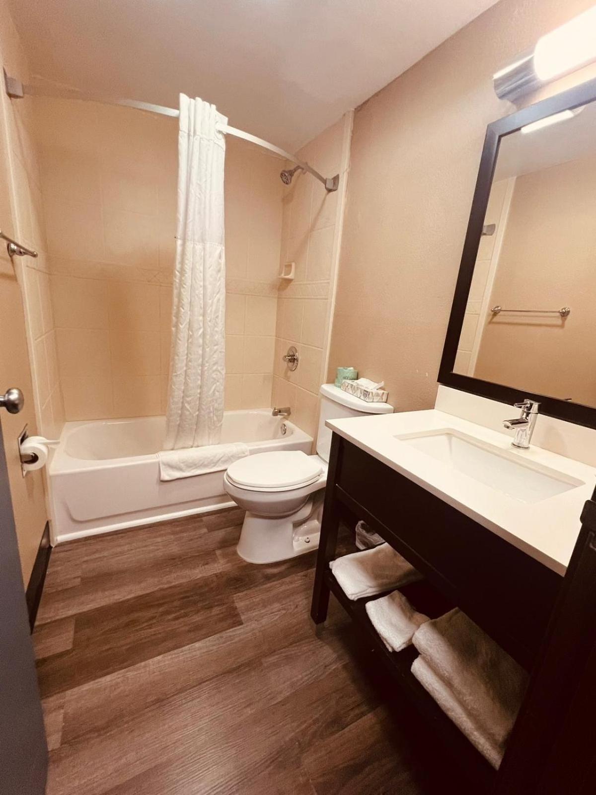 FairBridge Inn Express Nyack photo 13