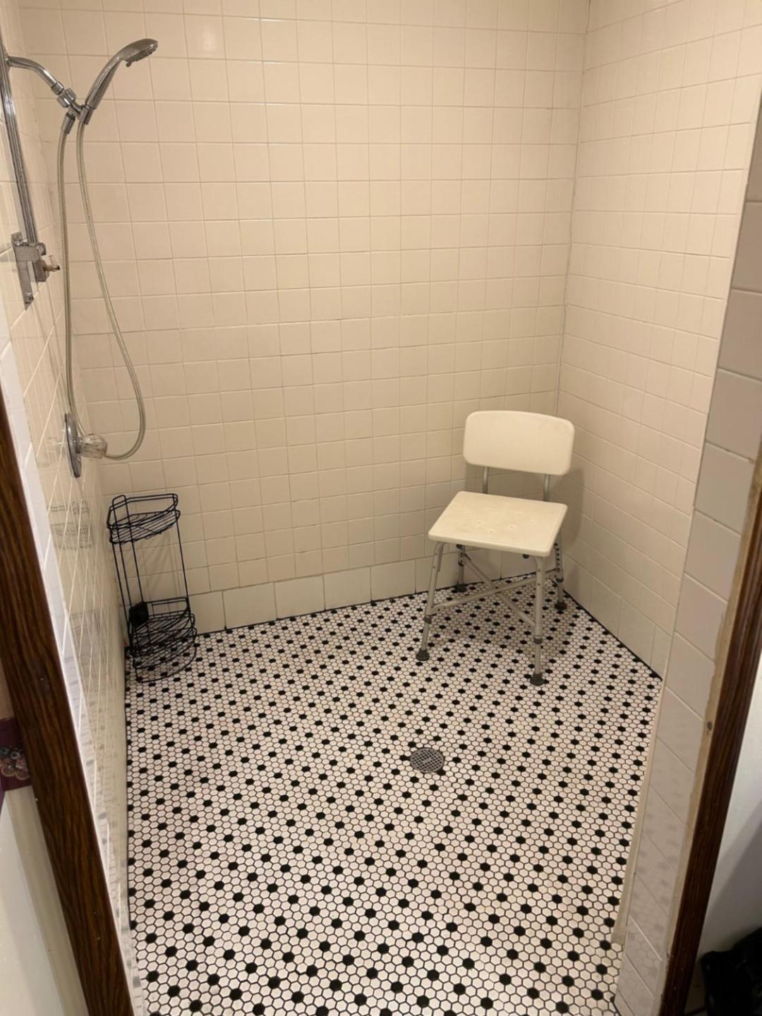 Valley Inn and Suites photo 17