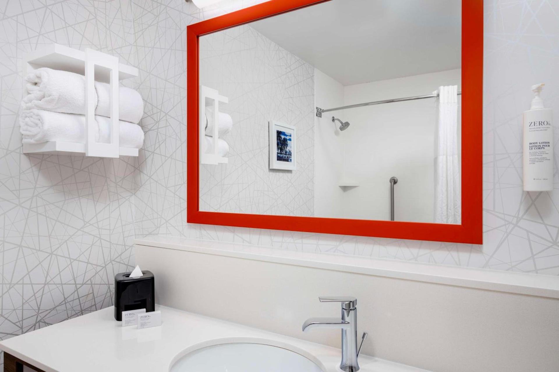 Hampton Inn West Palm Beach Central Airport photo 46