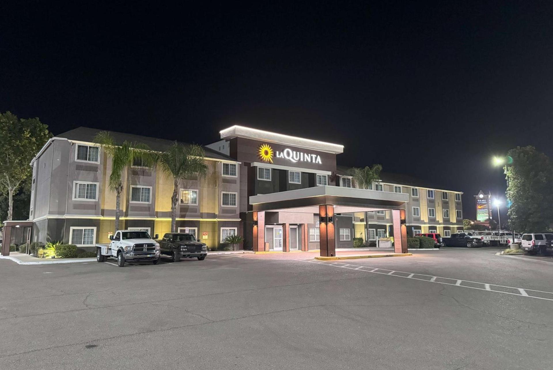 La Quinta by Wyndham Tulare photo 11