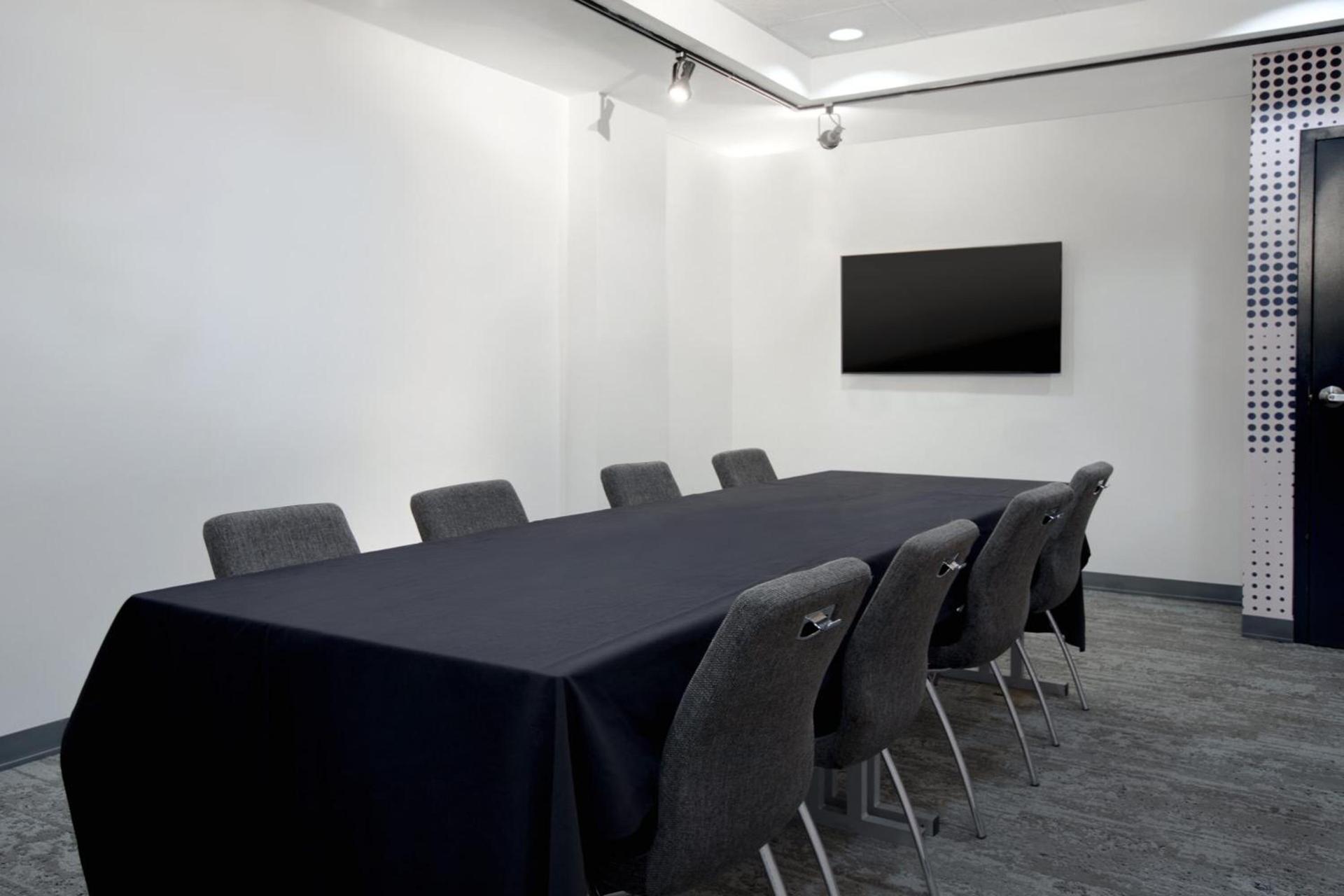 Aloft by Marriott Oklahoma City Downtown - Bricktown photo 12
