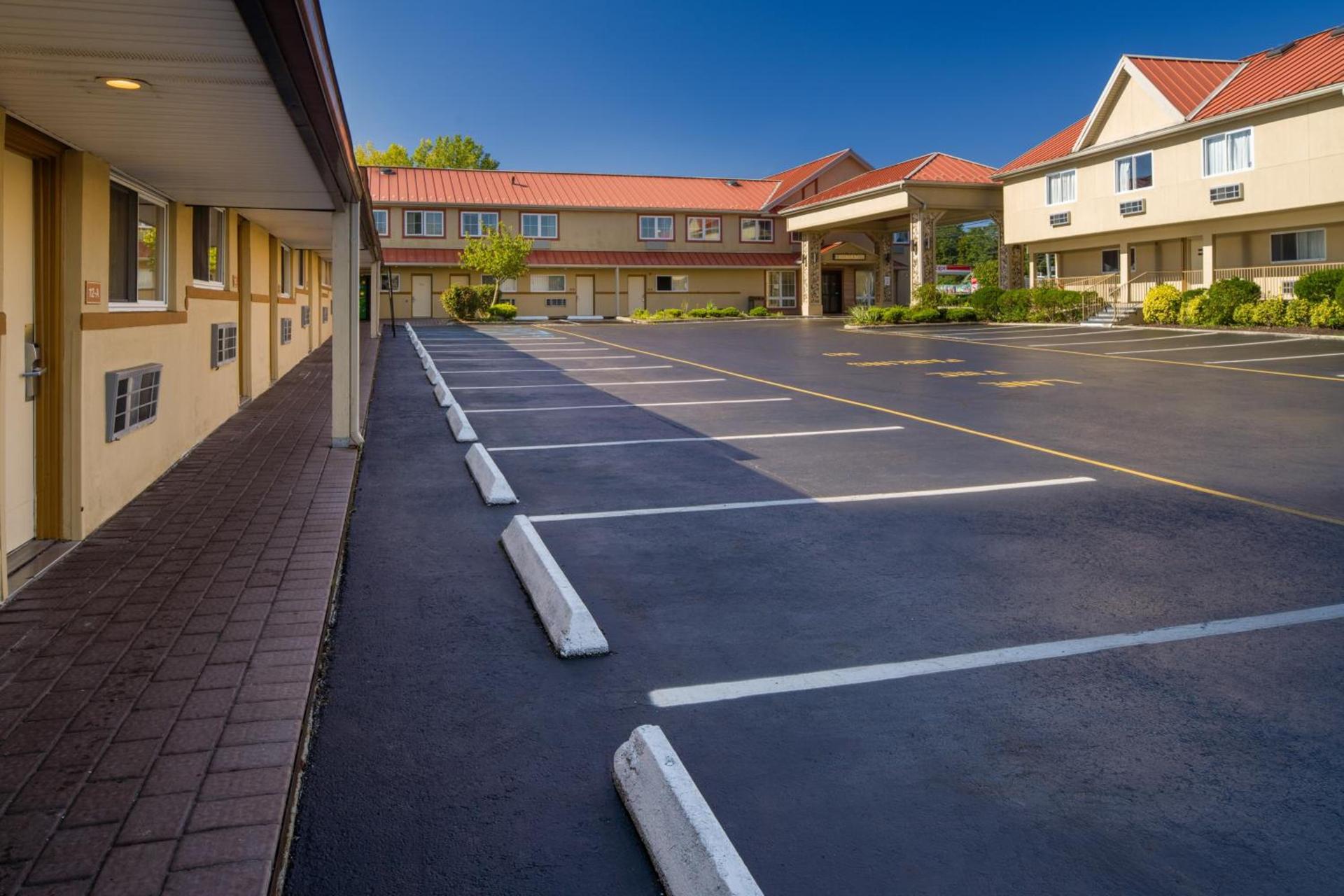 Skyview Motel photo 2