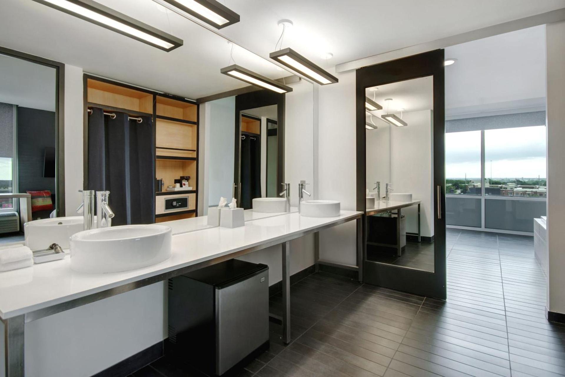 Aloft by Marriott Oklahoma City Downtown - Bricktown photo 17