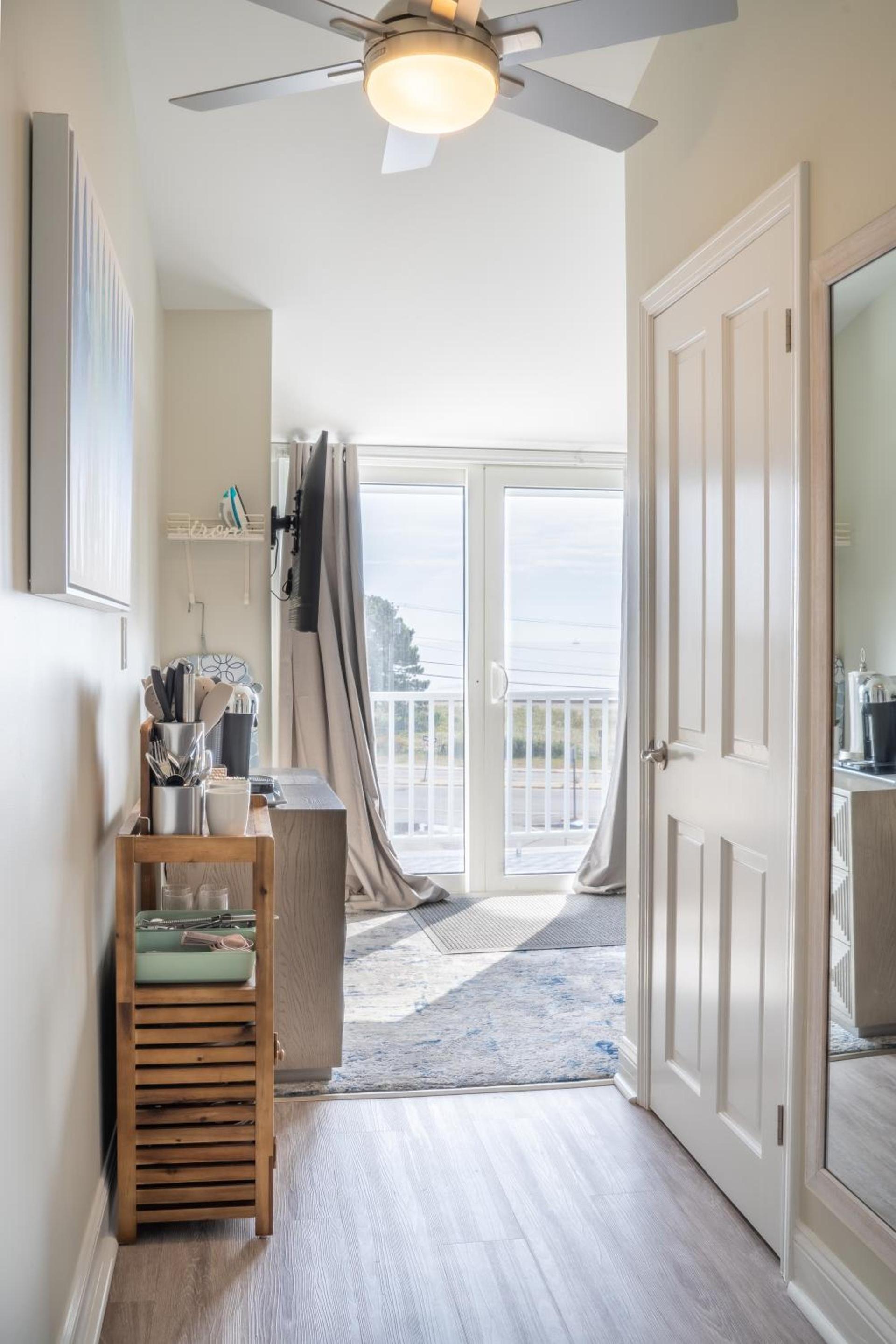 935 Ocean, a Beachside Inn photo 10