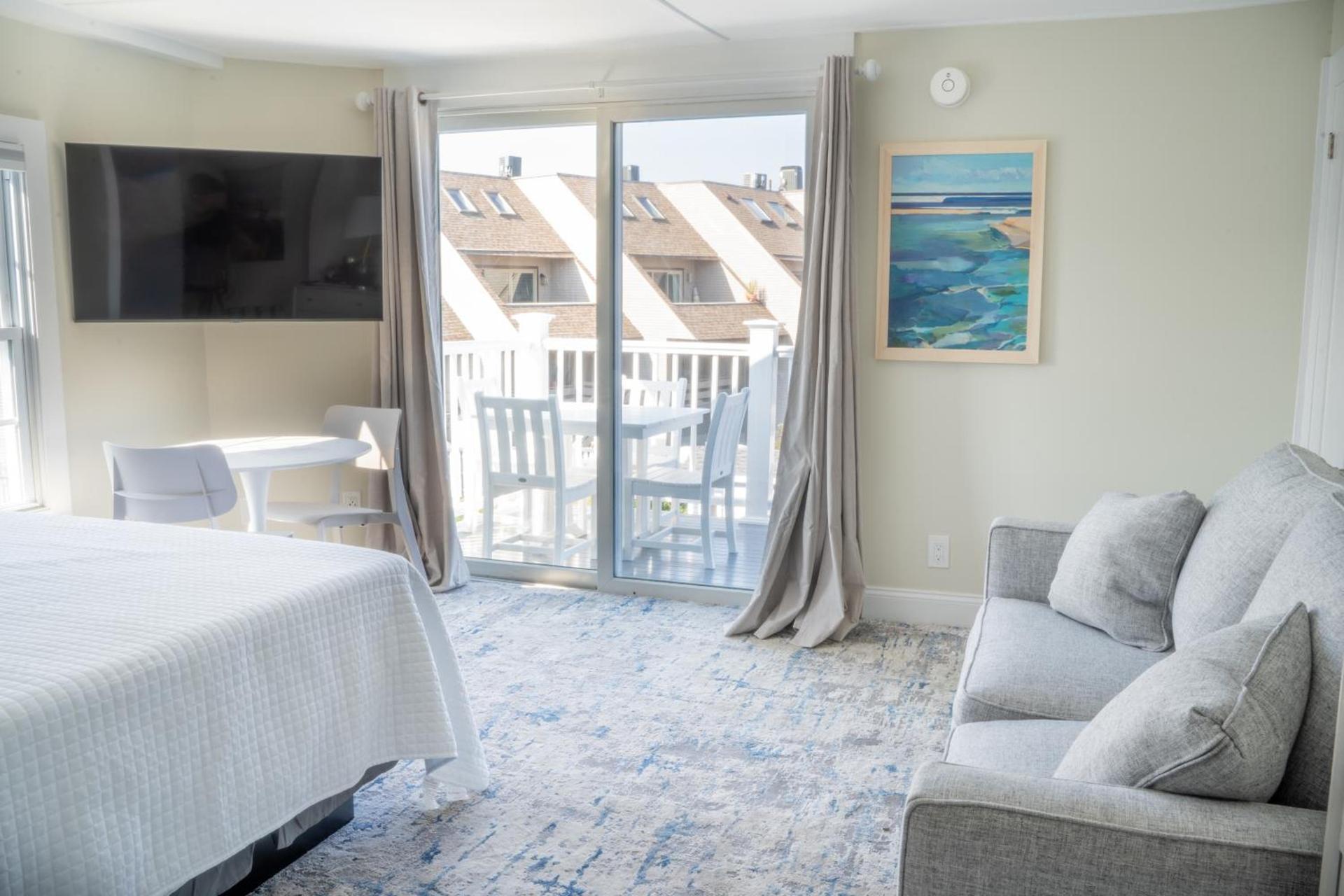 935 Ocean, a Beachside Inn photo 33