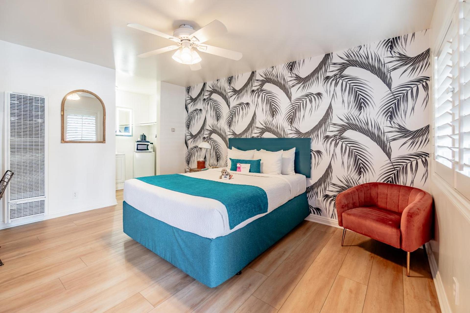 Santa Monica Hotel photo 36