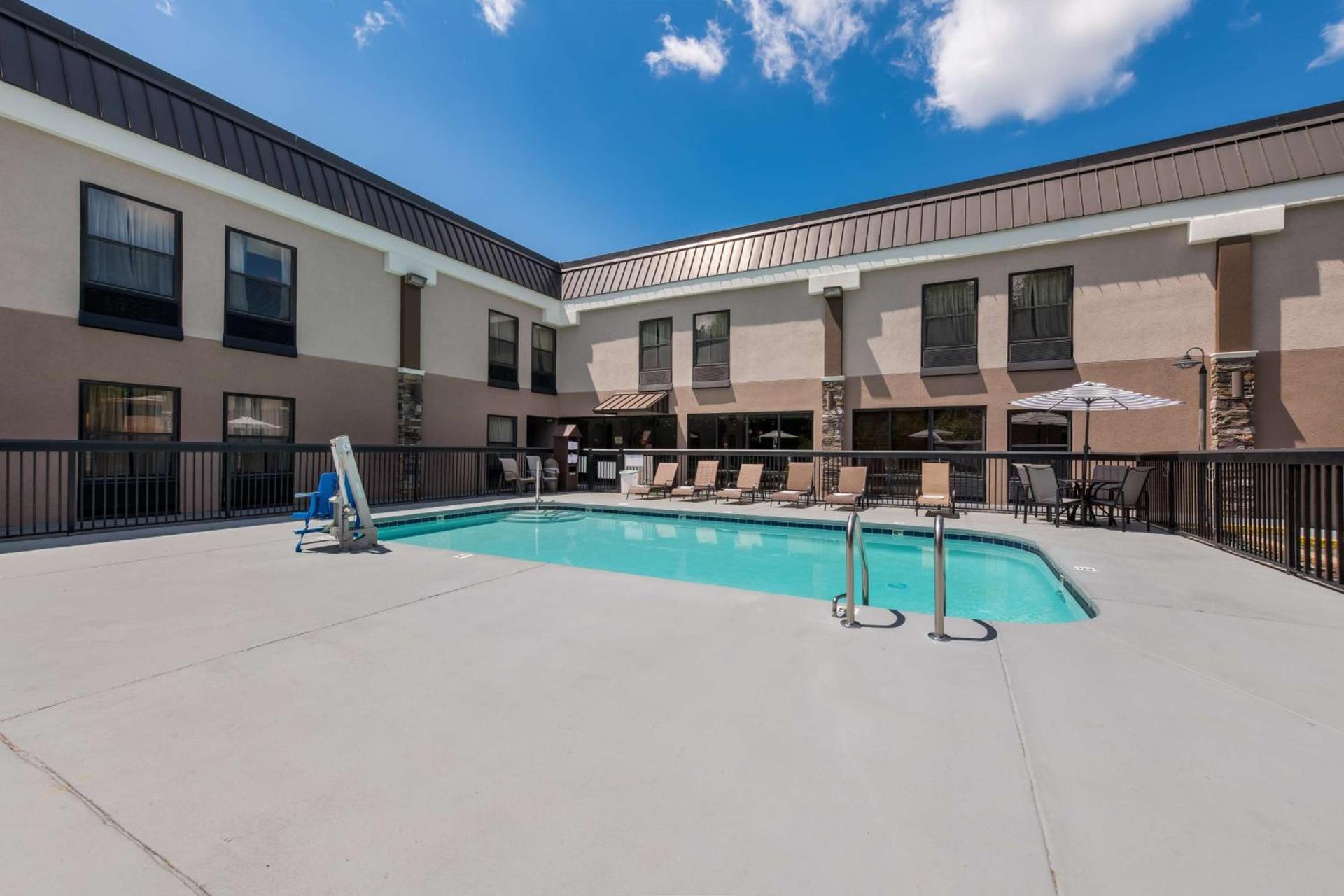 Best Western Albemarle Inn photo 5