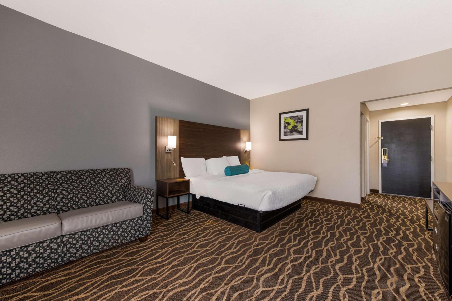Best Western Albemarle Inn photo 7