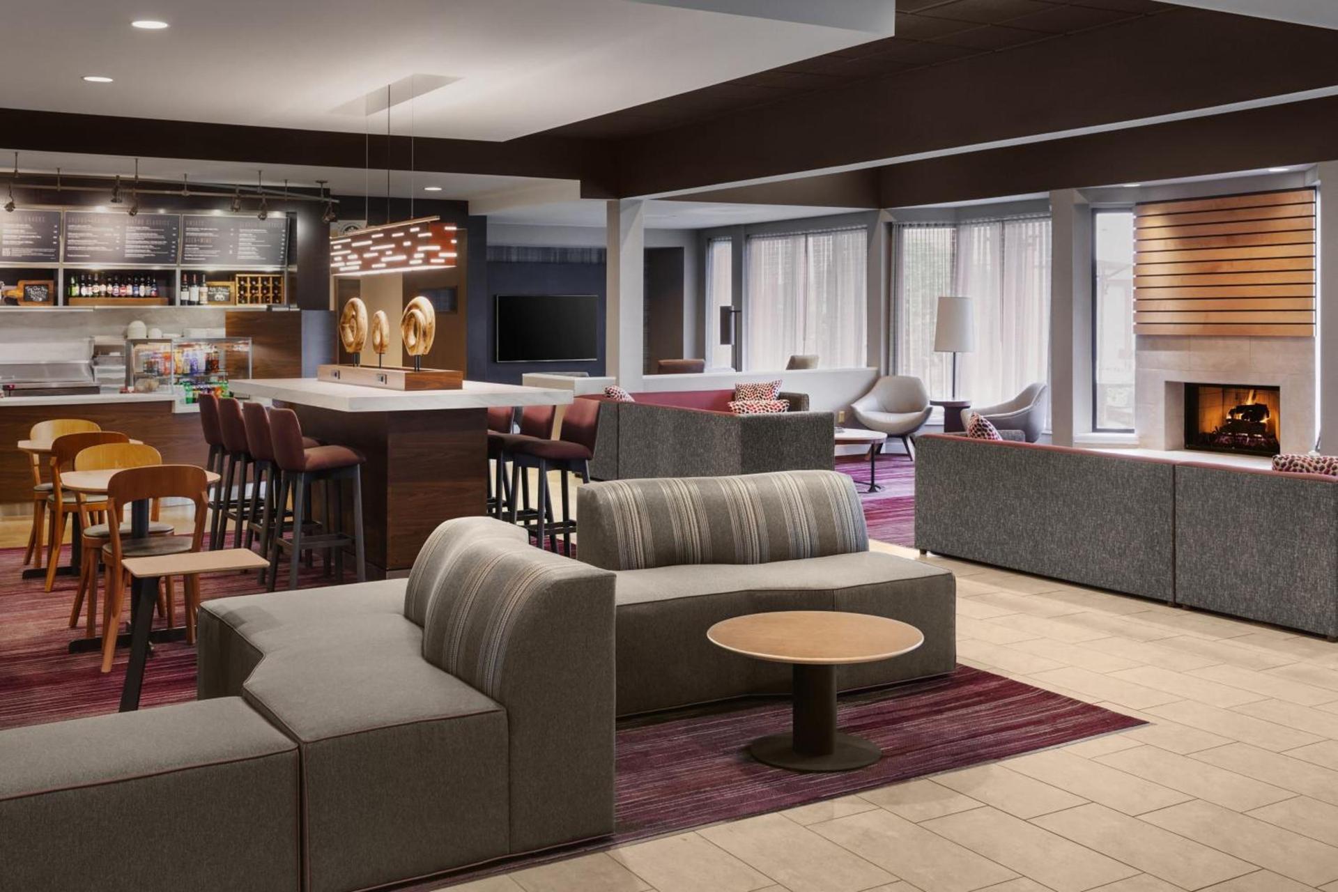 Courtyard by Marriott Mahwah photo 4