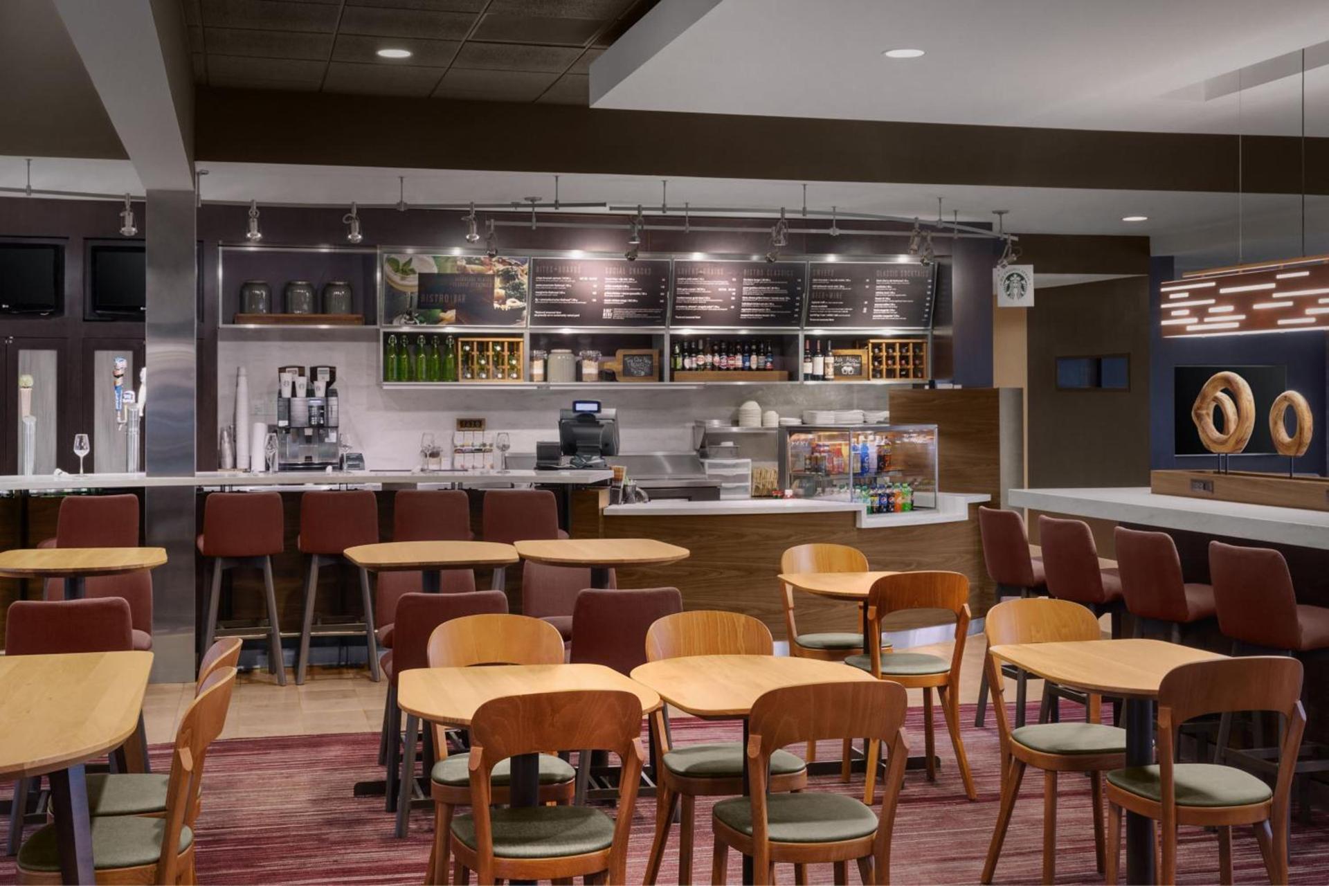 Courtyard by Marriott Mahwah photo 21