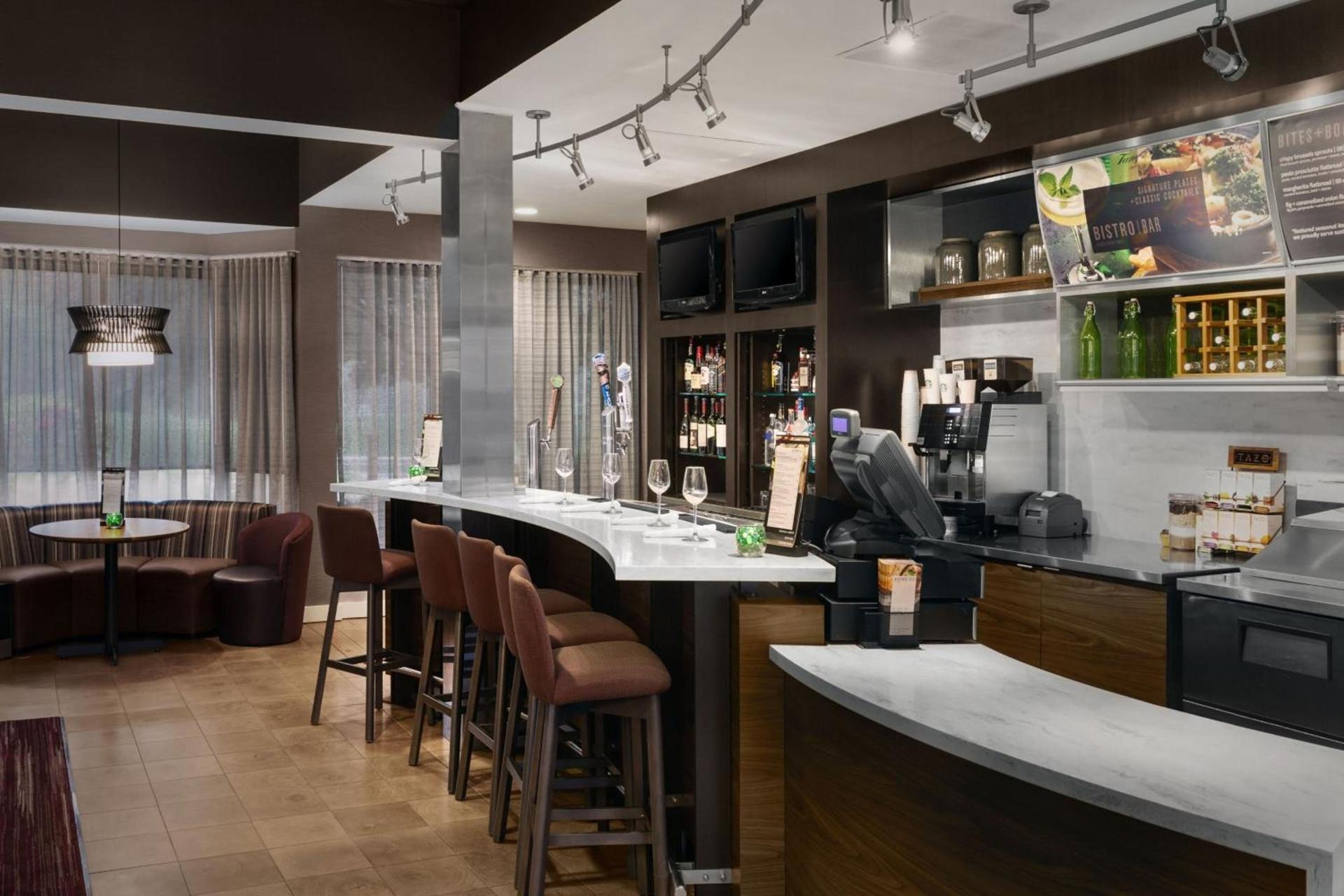Courtyard by Marriott Mahwah photo 22