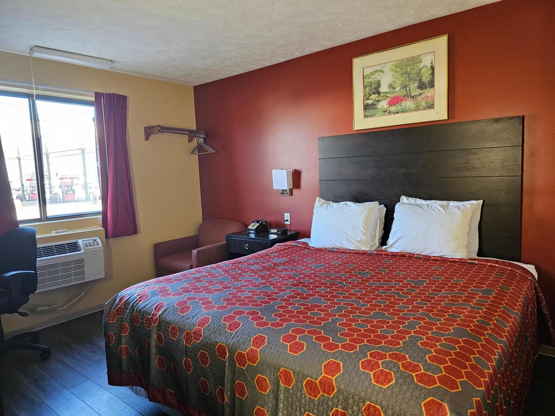 Budgetel inn & Suites photo 8