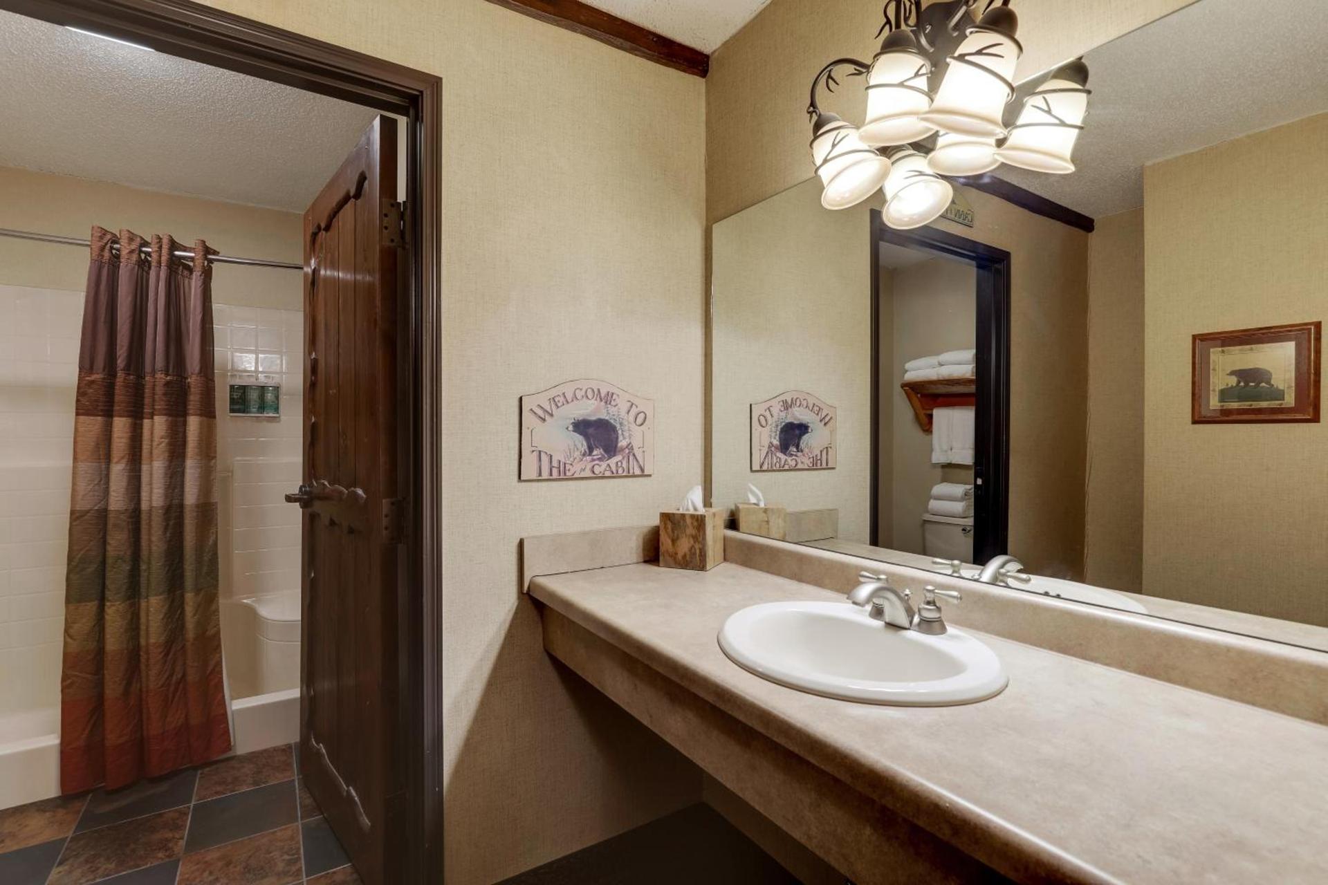Stoney Creek Hotel Quad Cities - Moline photo 15