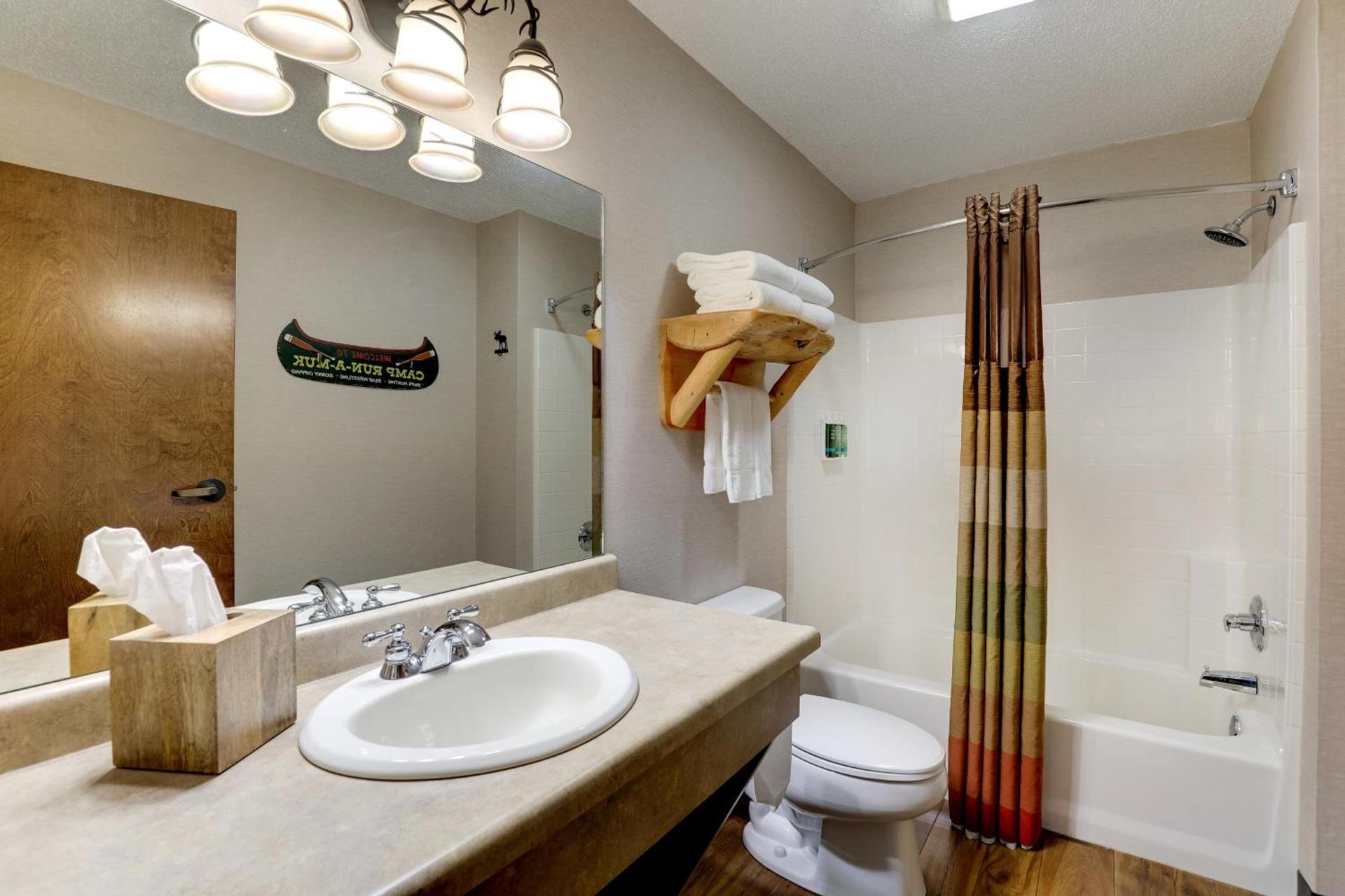 Stoney Creek Hotel Quad Cities - Moline photo 19
