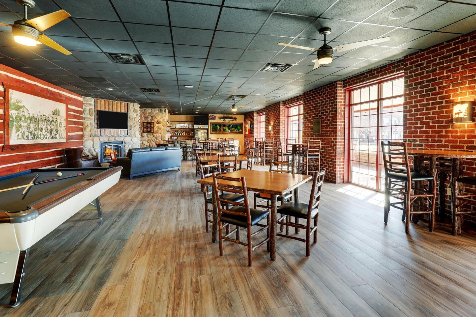 Stoney Creek Hotel Quad Cities - Moline photo 34