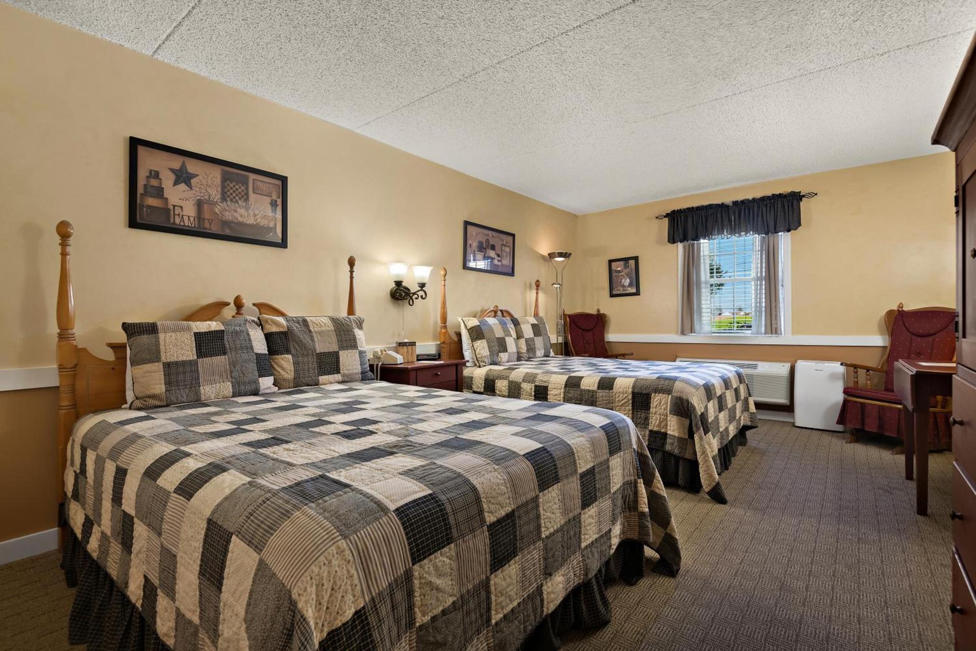 Country Living Inn photo 30