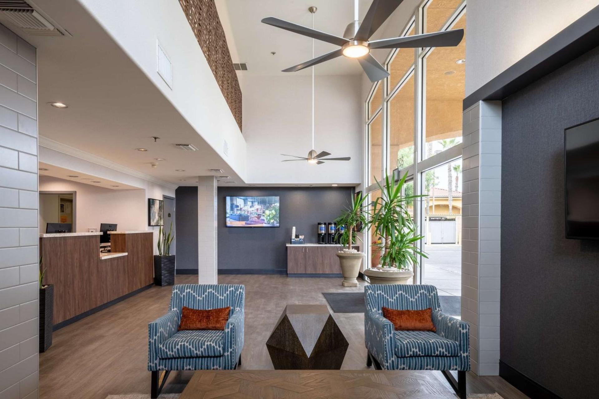 Best Western Inn & Suites Lemoore photo 7