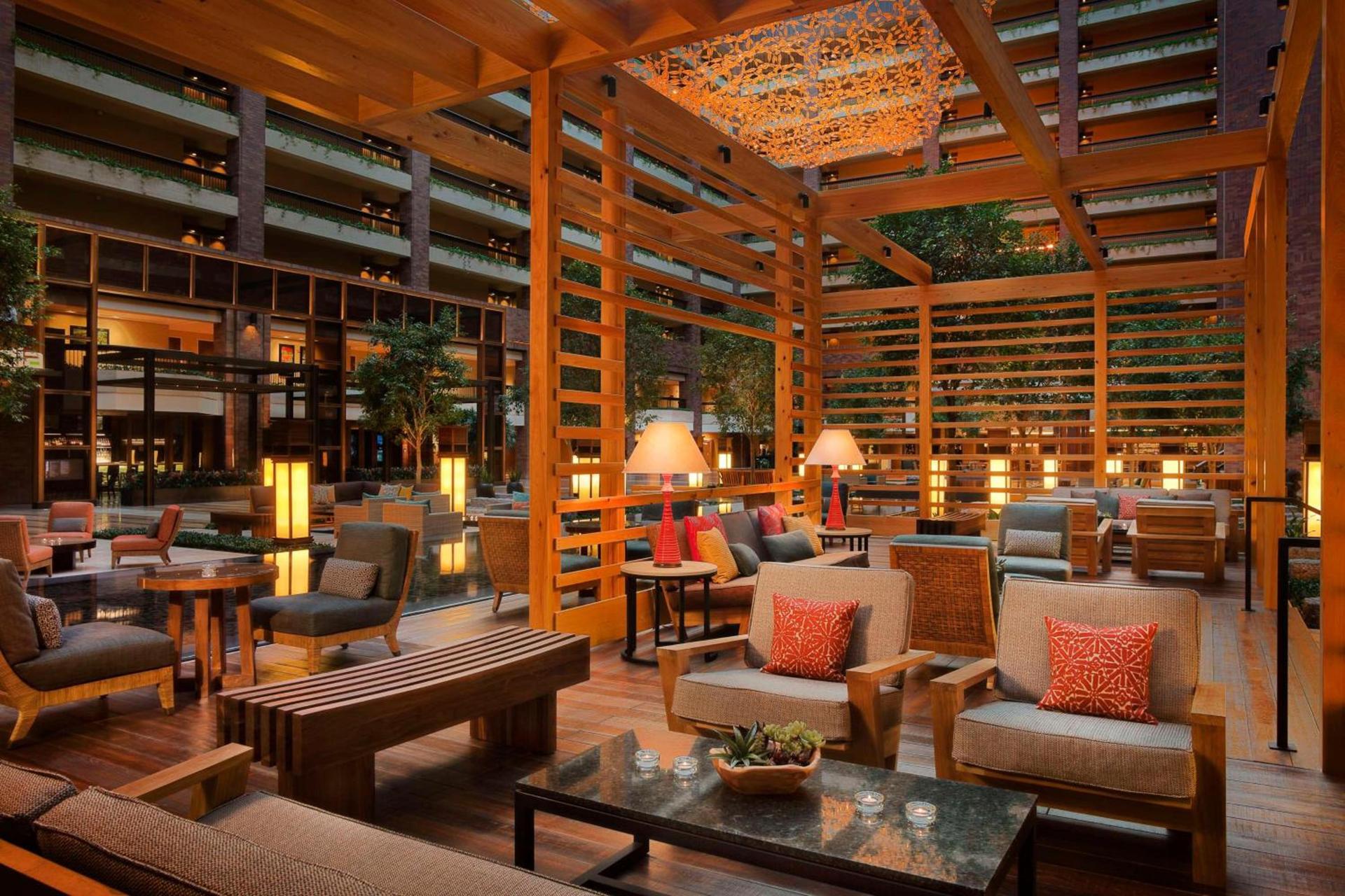 Hilton Anatole photo 17