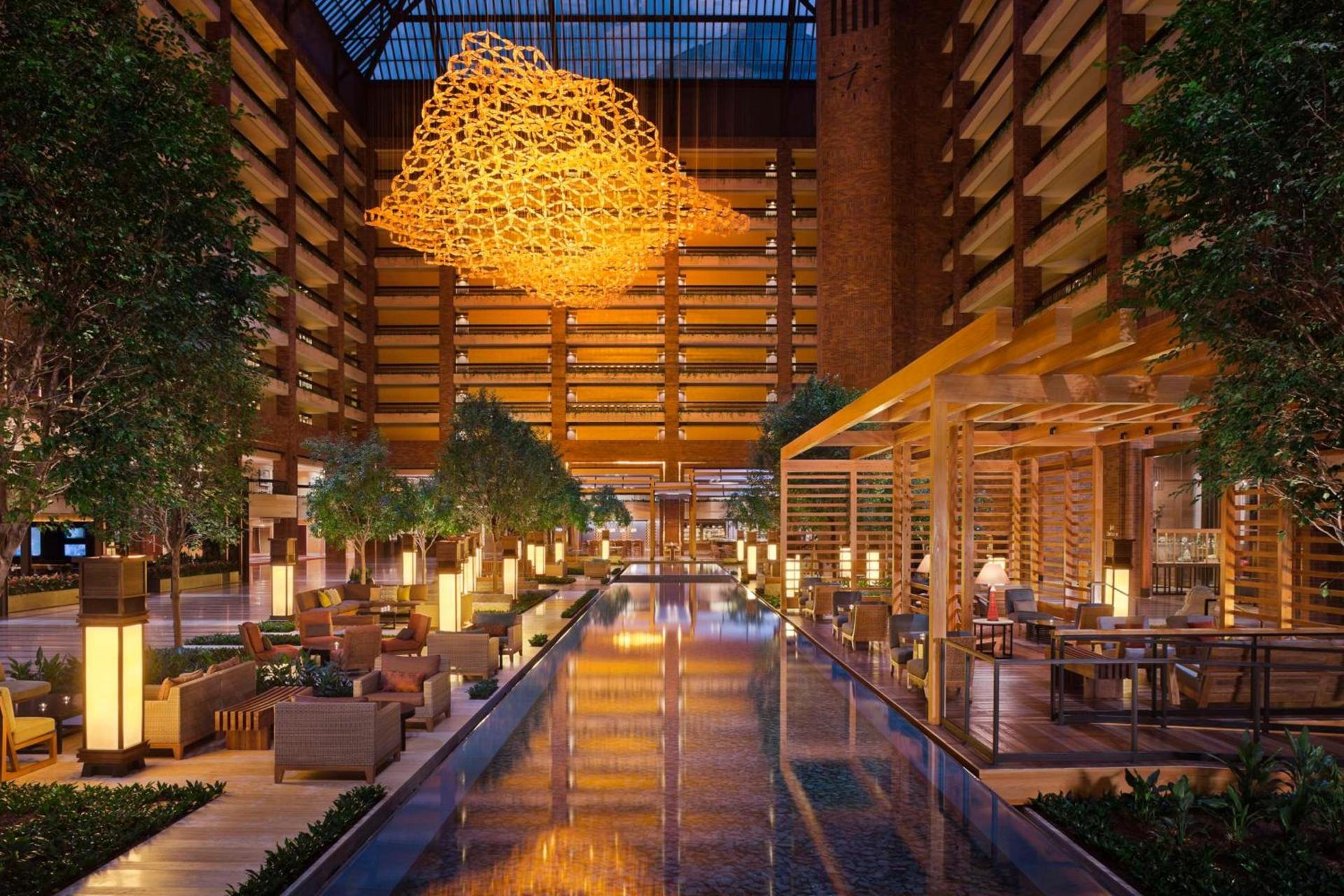 Hilton Anatole photo 18