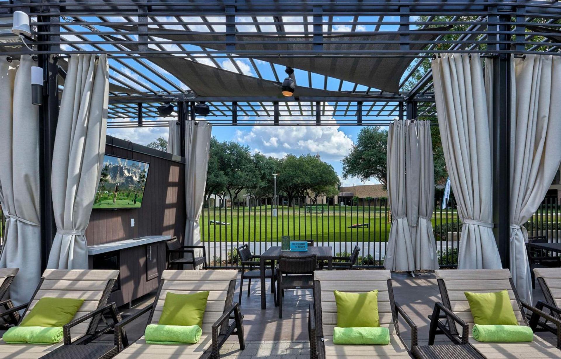 Hilton Anatole photo 44