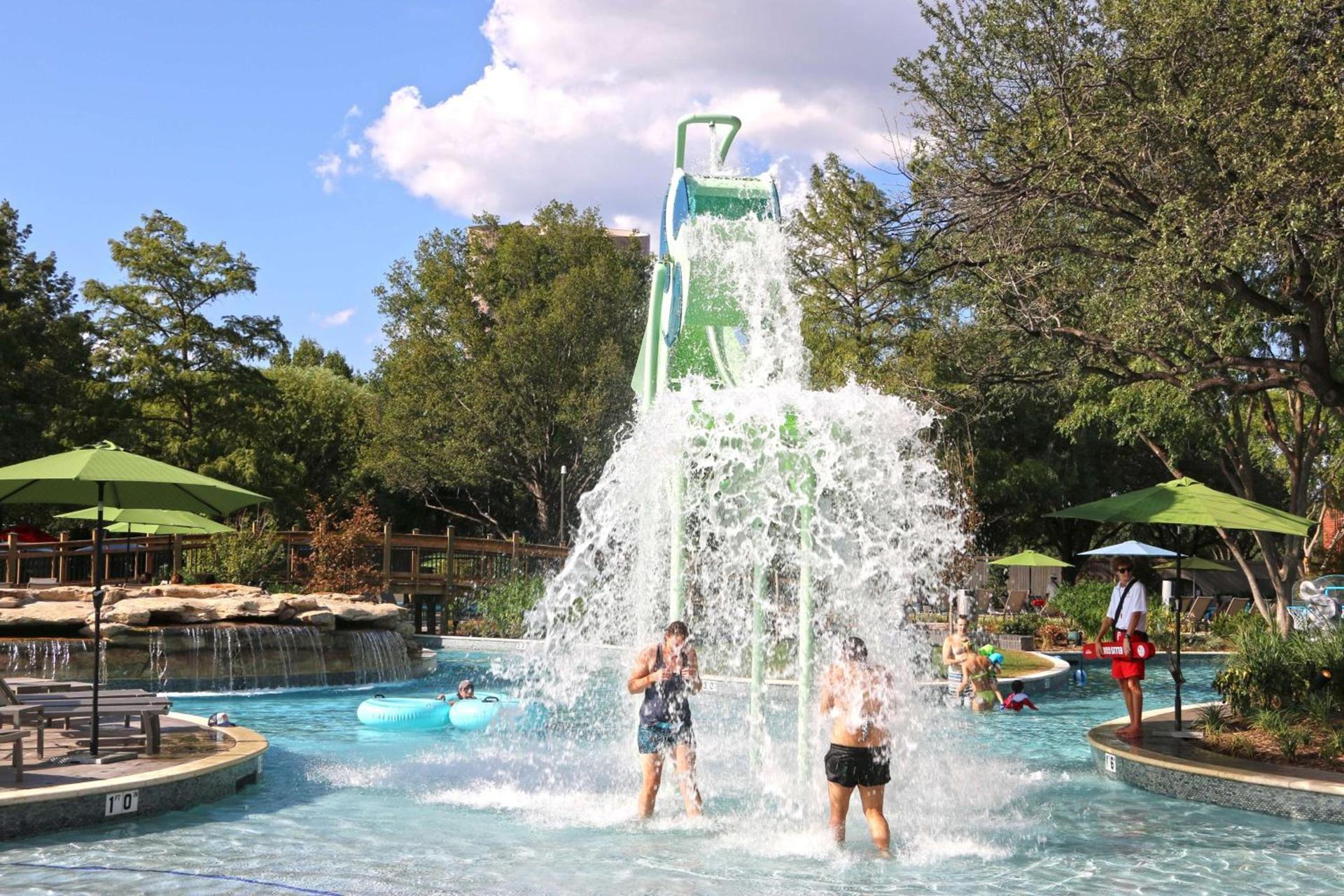 Hilton Anatole photo 46