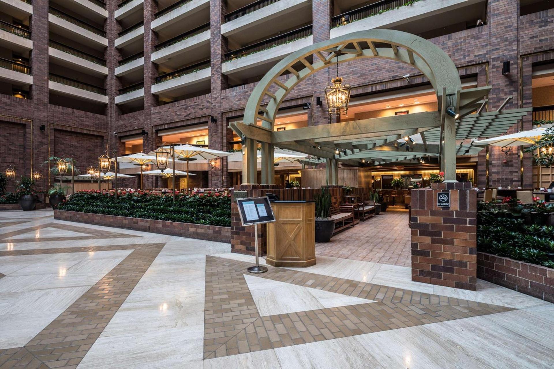 Hilton Anatole photo 55