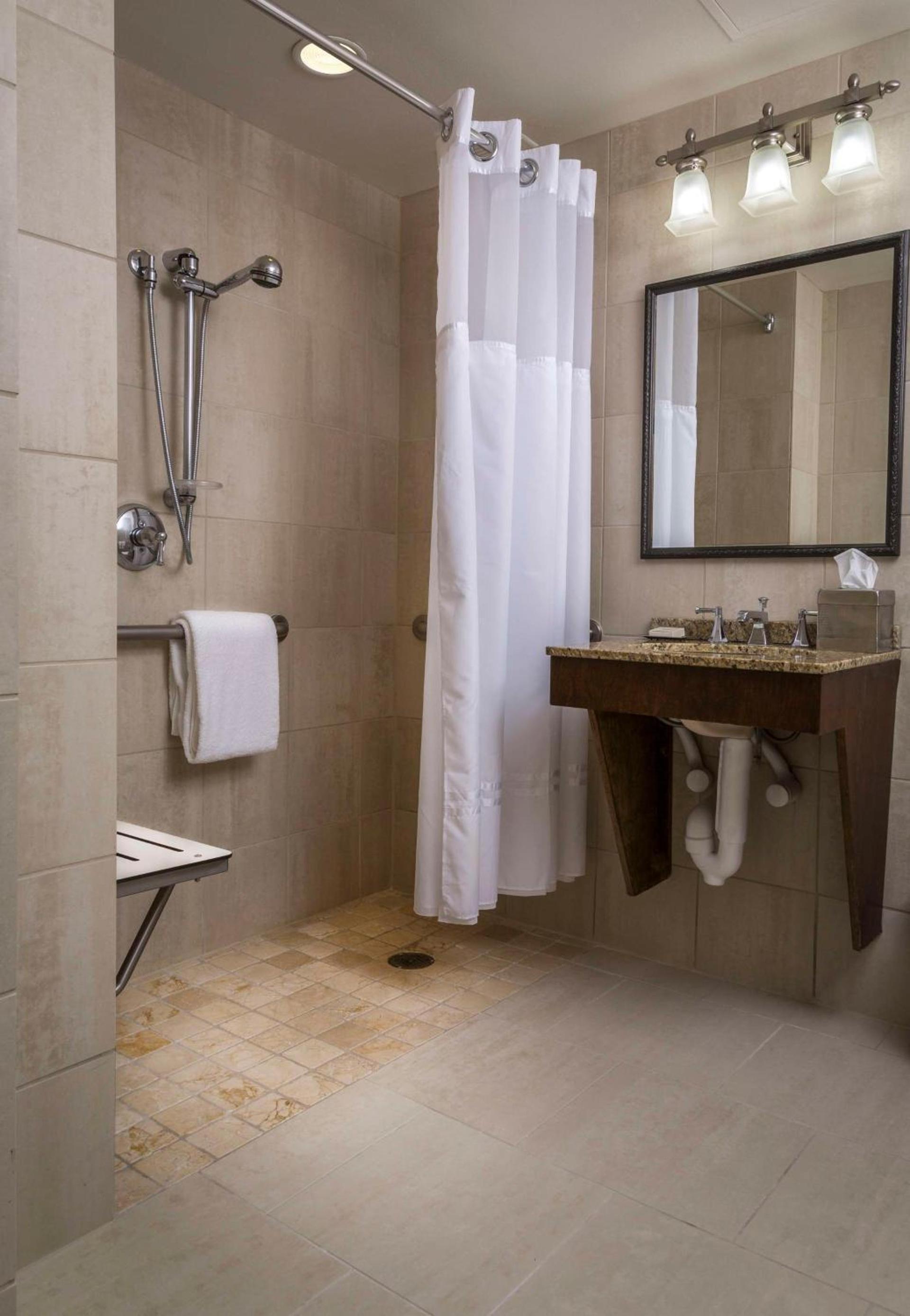 Hilton Anatole photo 93