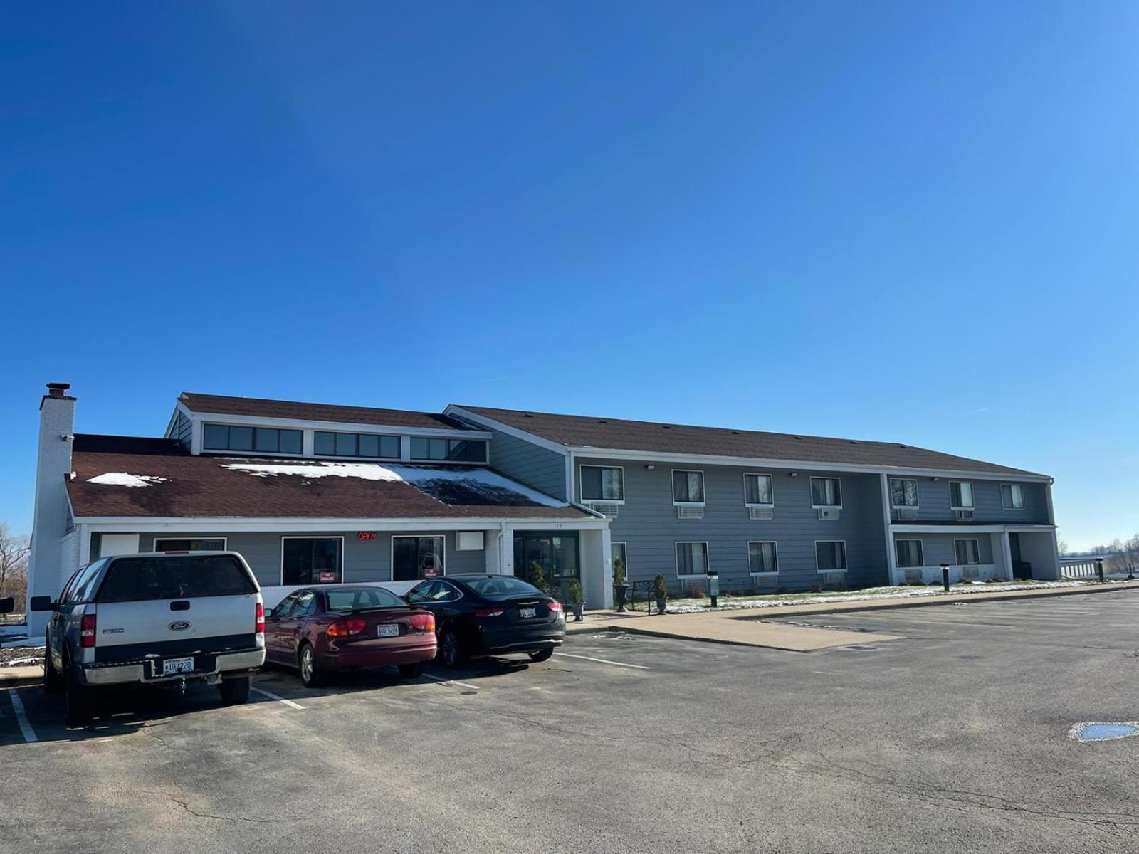 The Belgium Inn & Suites photo 1