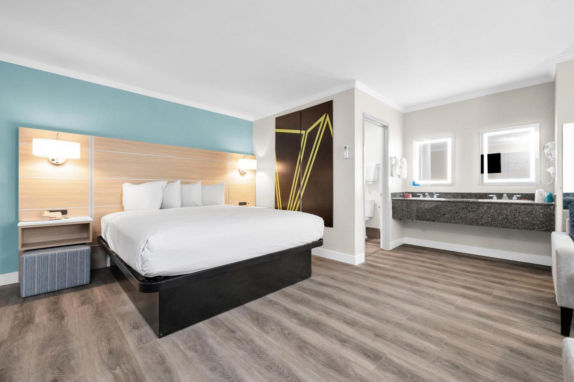 SureStay by Best Western San Francisco Marina District photo 70