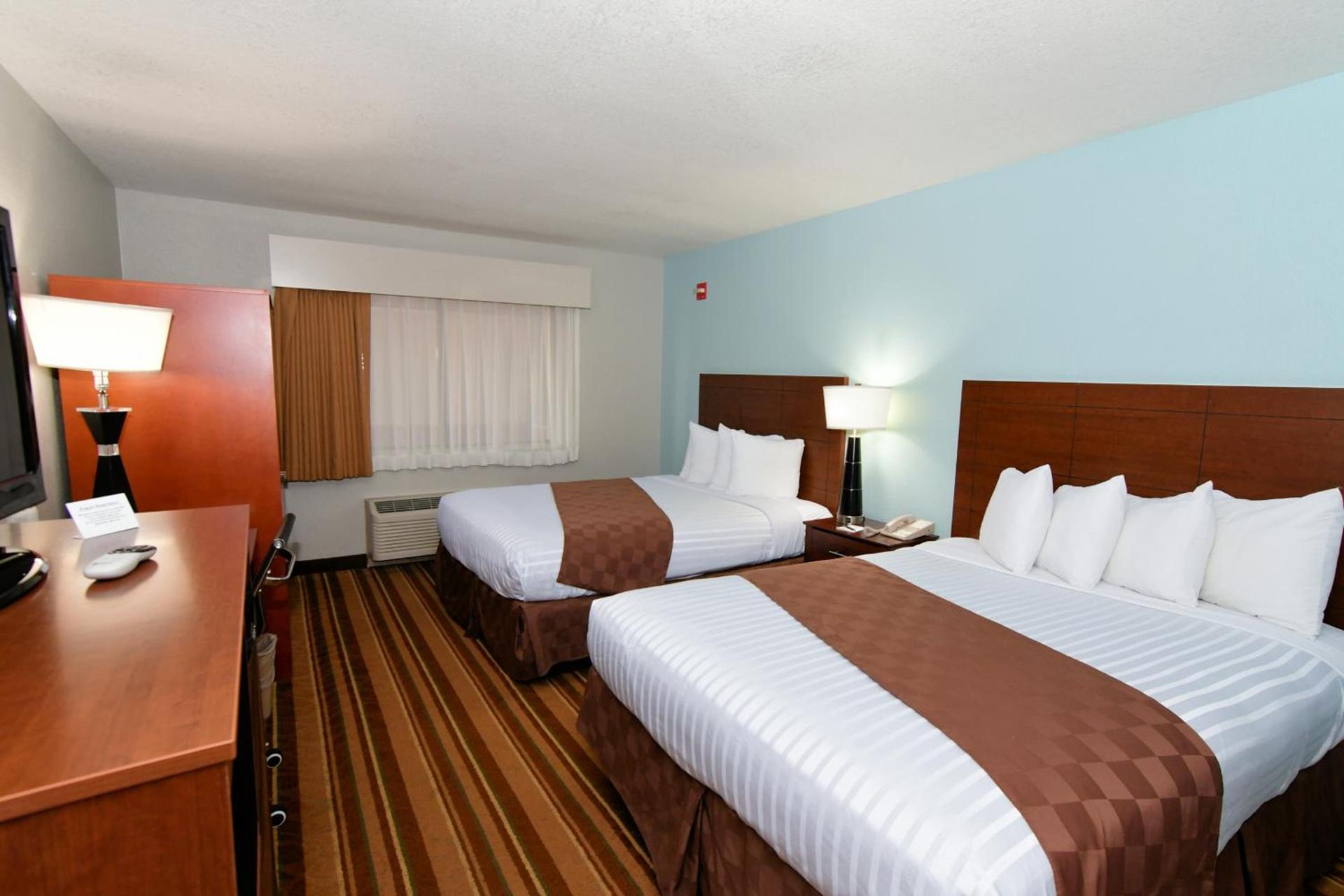 Rock Island Inn & Suites Marshalltown photo 29