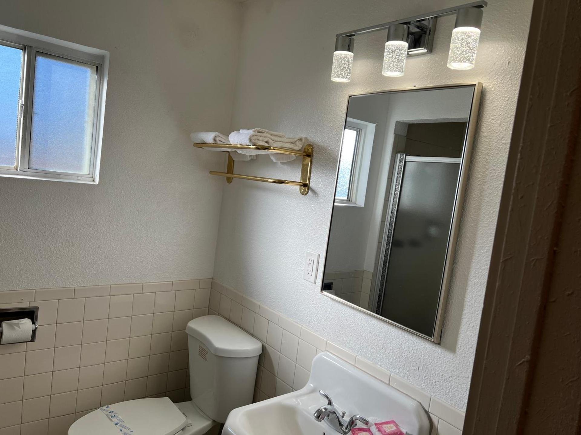 Sherwood Motel photo 4