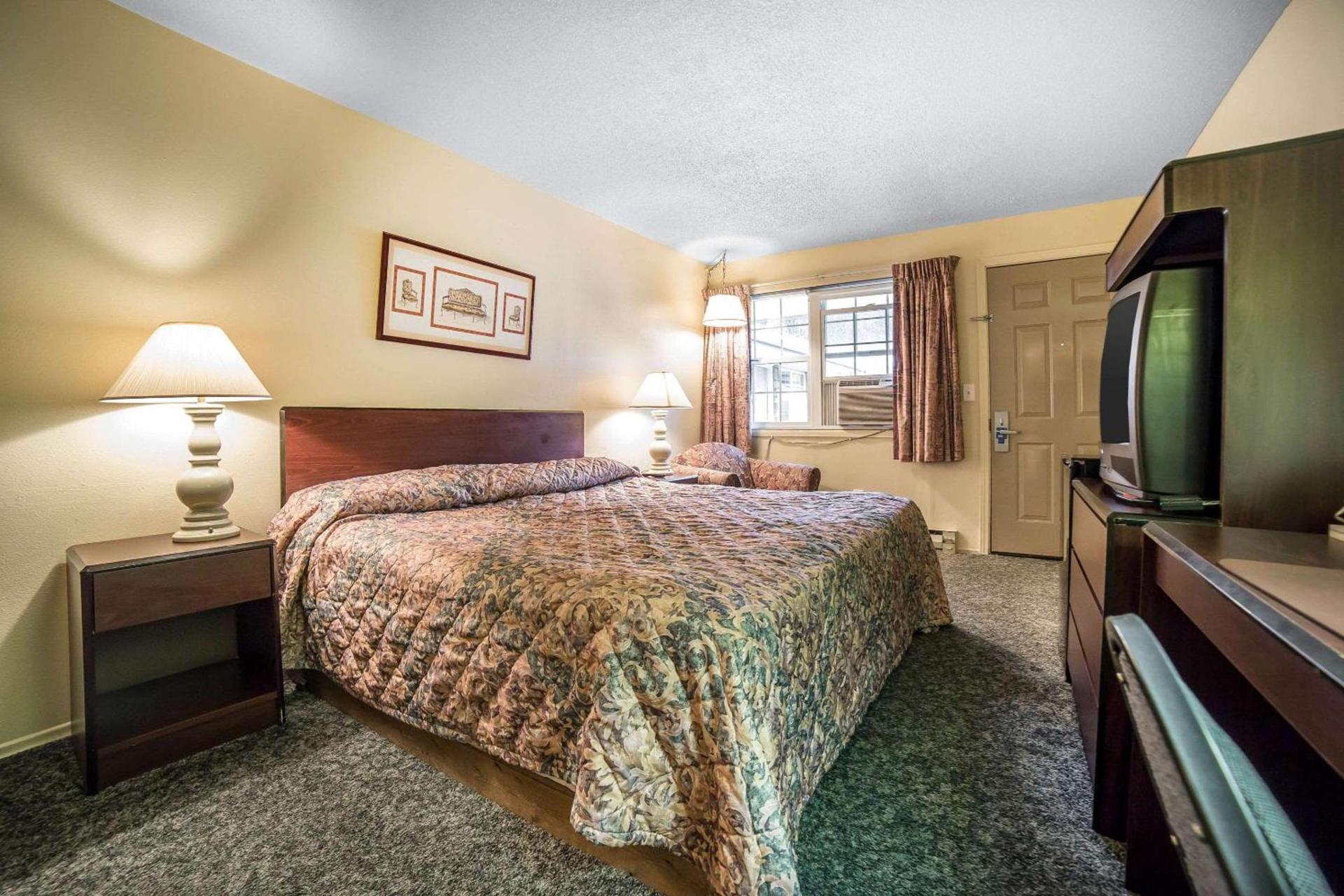 Rodeway Inn La Grande - Island City photo 11