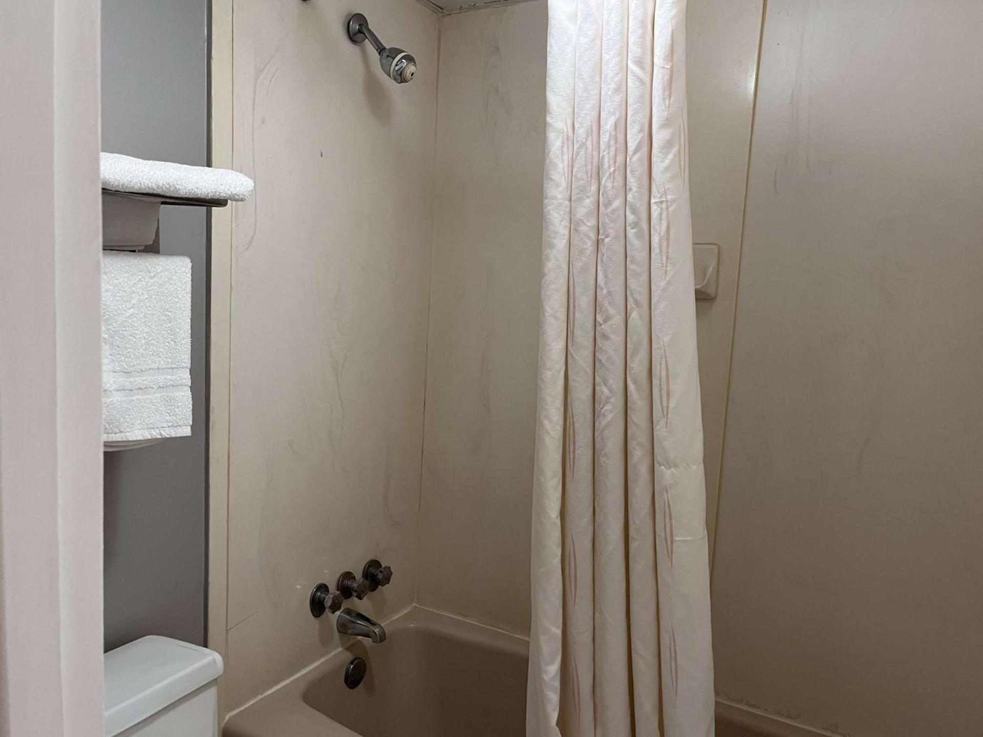 Studio 6 Suites Perry, GA photo 10