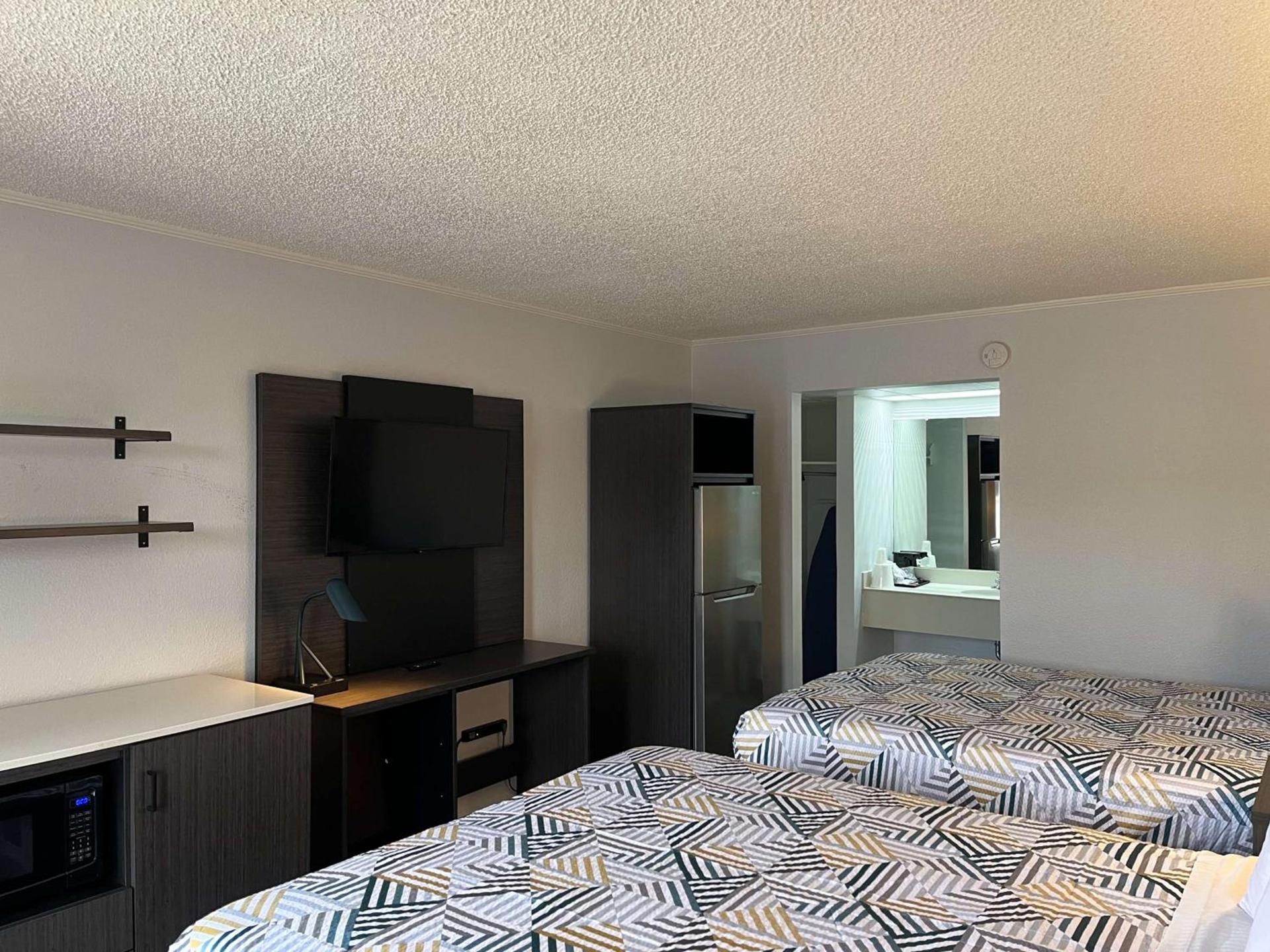 Studio 6 Suites Perry, GA photo 12