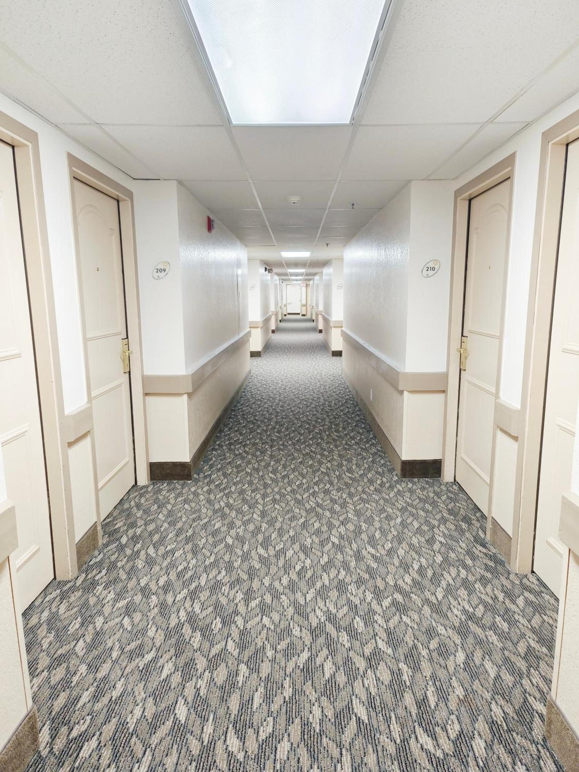 Clarion Pointe Wenatchee photo 38
