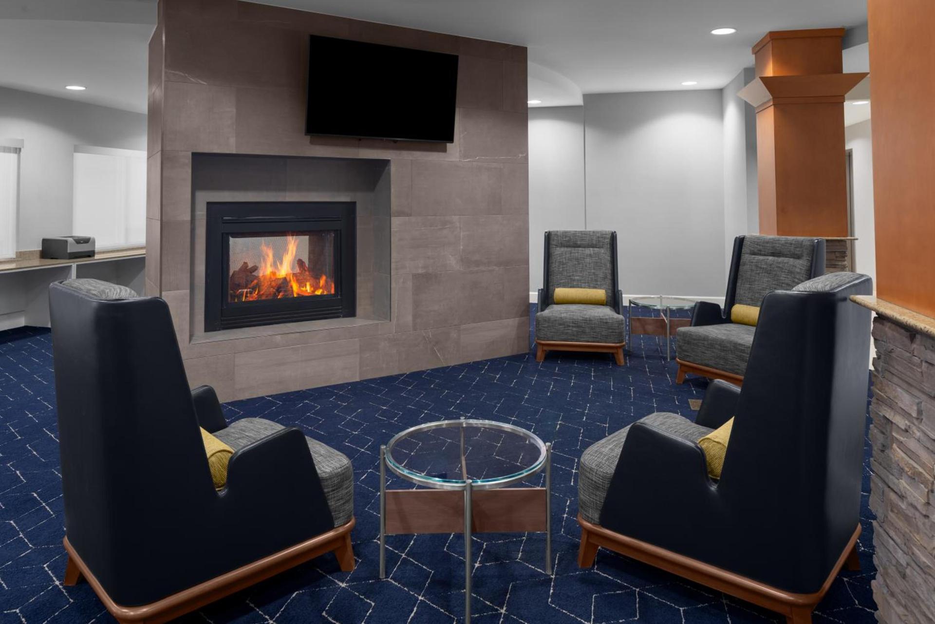Courtyard by Marriott Phoenix West/Avondale photo 10
