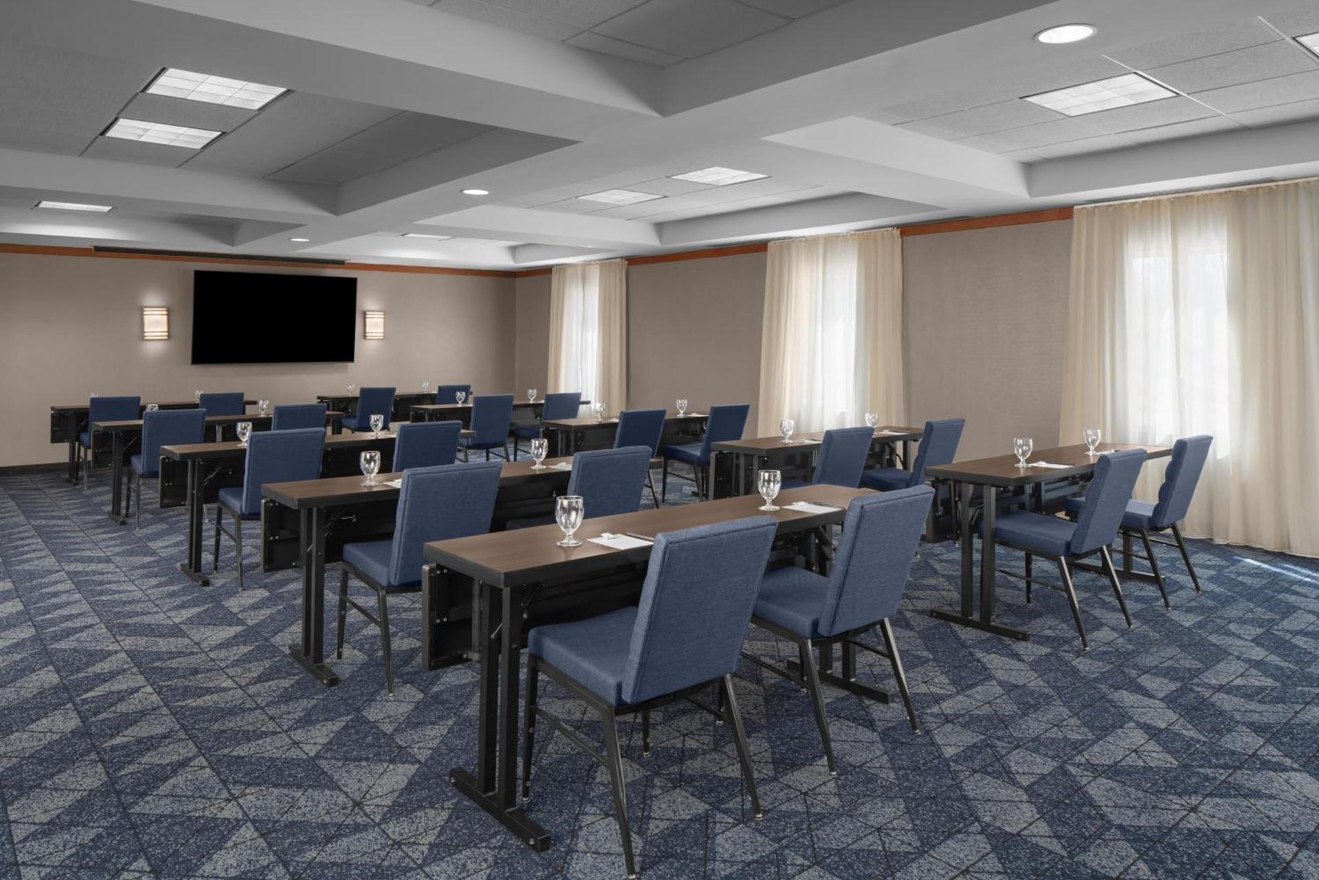 Courtyard by Marriott Phoenix West/Avondale photo 18