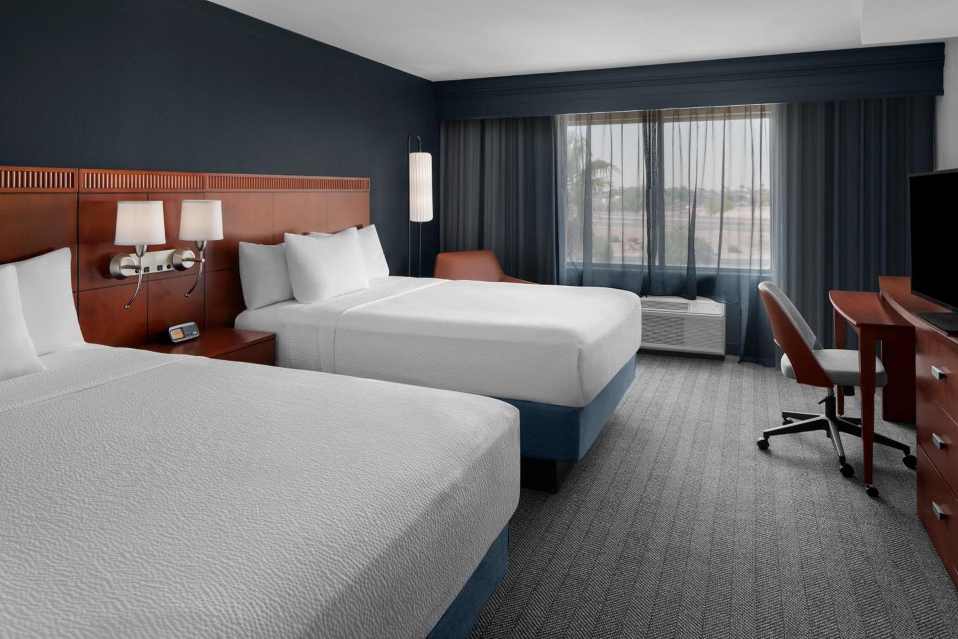 Courtyard by Marriott Phoenix West/Avondale photo 25